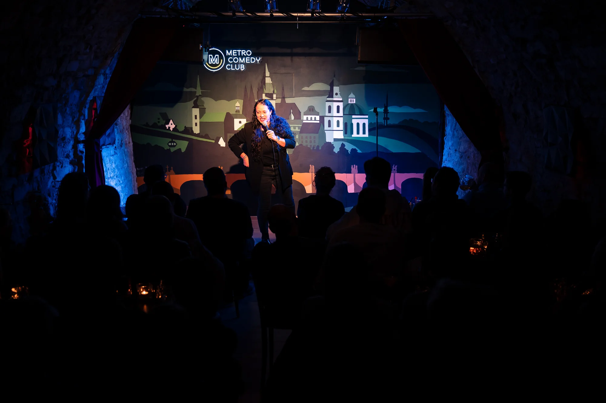 Vstup na Stand Up Comedy Show v METRO Comedy Club pro 1 nebo 2 osoby