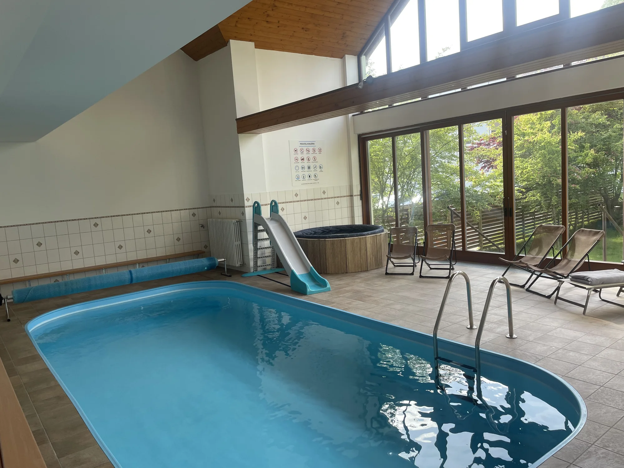 Vstup na 90 či 180 min. do nově otevřeného veřejného wellness pro 1 osobu