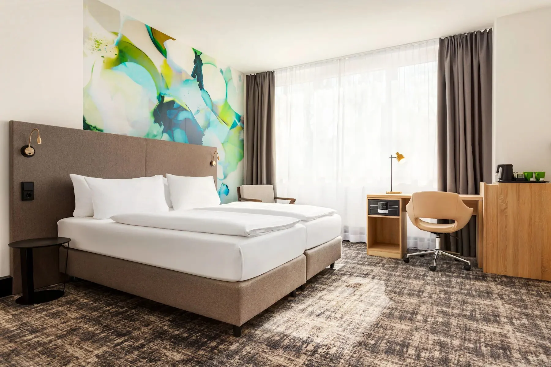 Pobyt v srdci Mnichova: moderní hotel se snídaní i dítě 13,9 let zdarma