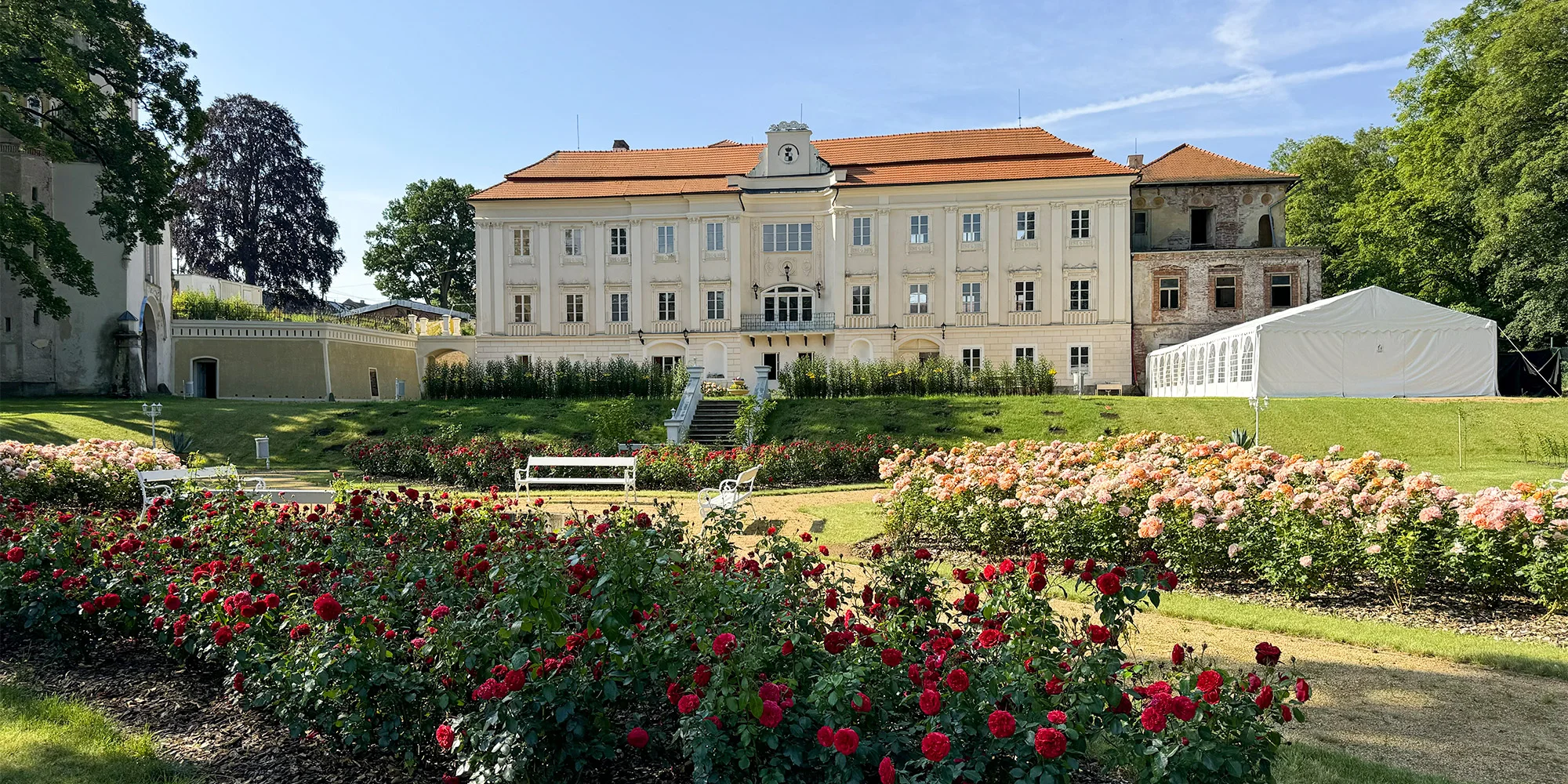 Pobyt na zámku Bystřice nad Úhlavou: až pro 8 osob