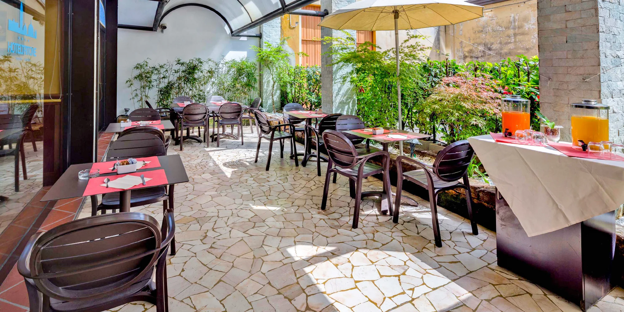 Dovolená v Itálii: hotel kousek od Benátek, snídaně i lahev vína