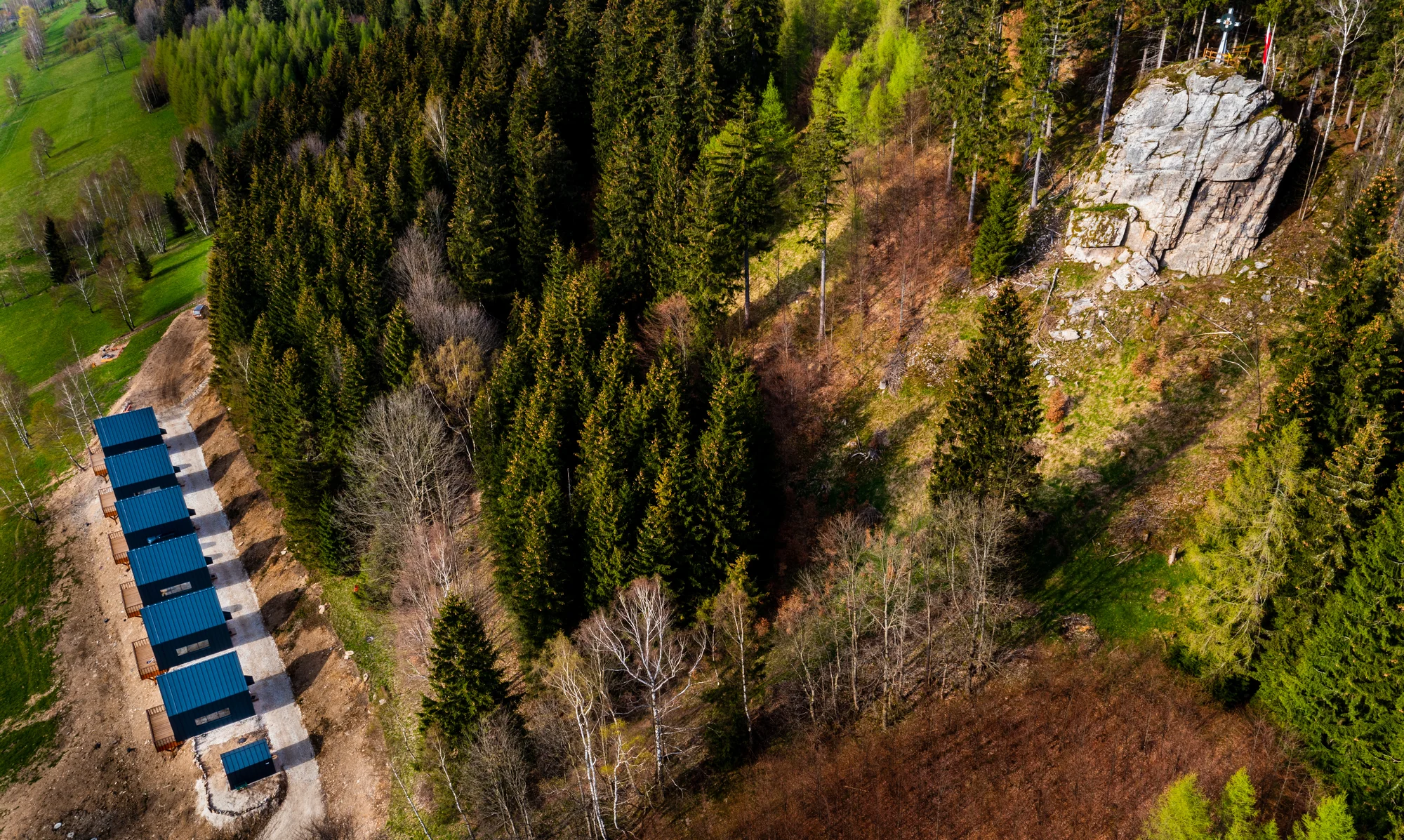 Polská strana Sněžníku: ráj cyklistů, moderní domky až pro 6 osob s božím výhledem, možnost wellness