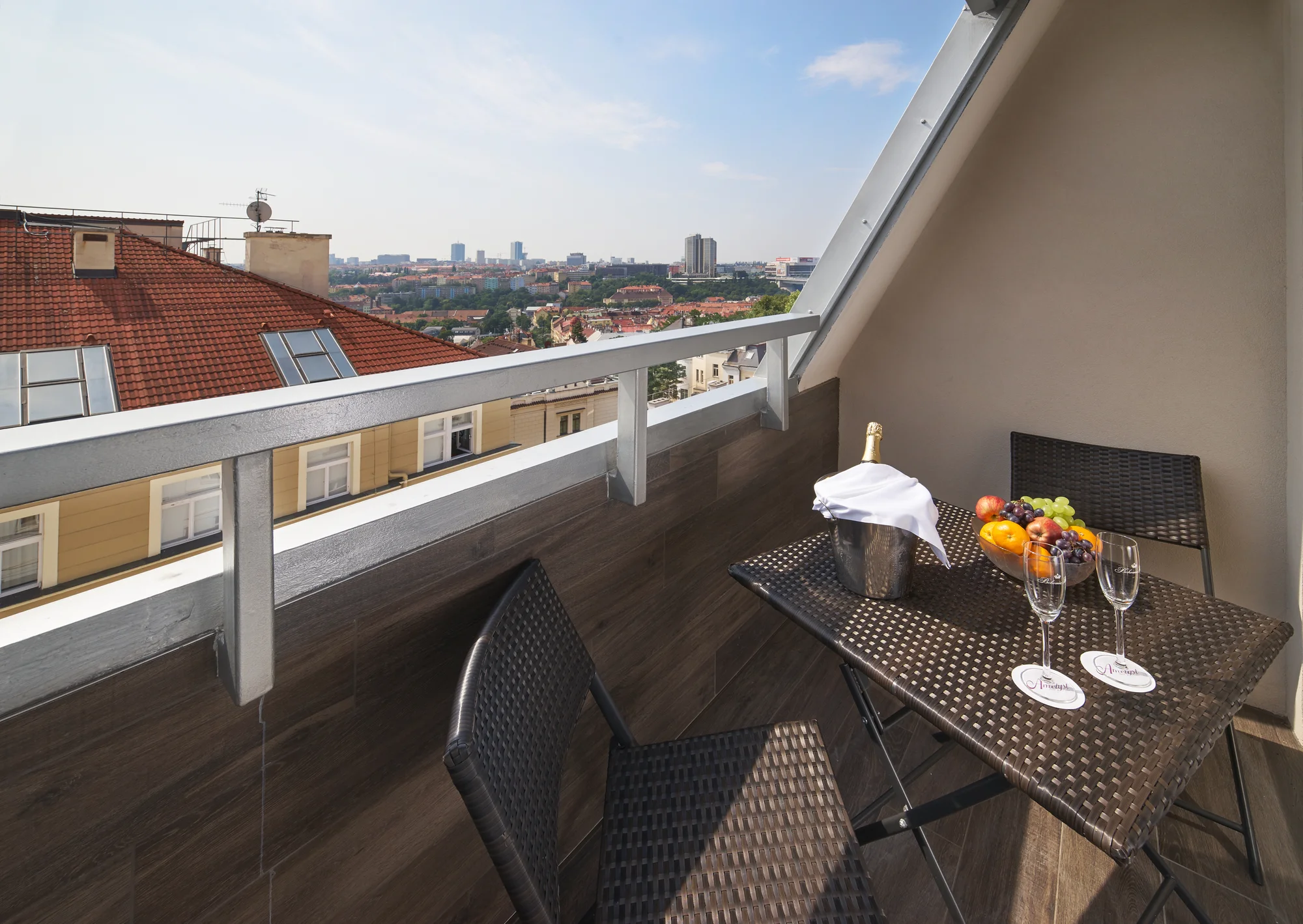 4* hotelu Ametyst: pobyt se snídaní pro dva v historické Praze