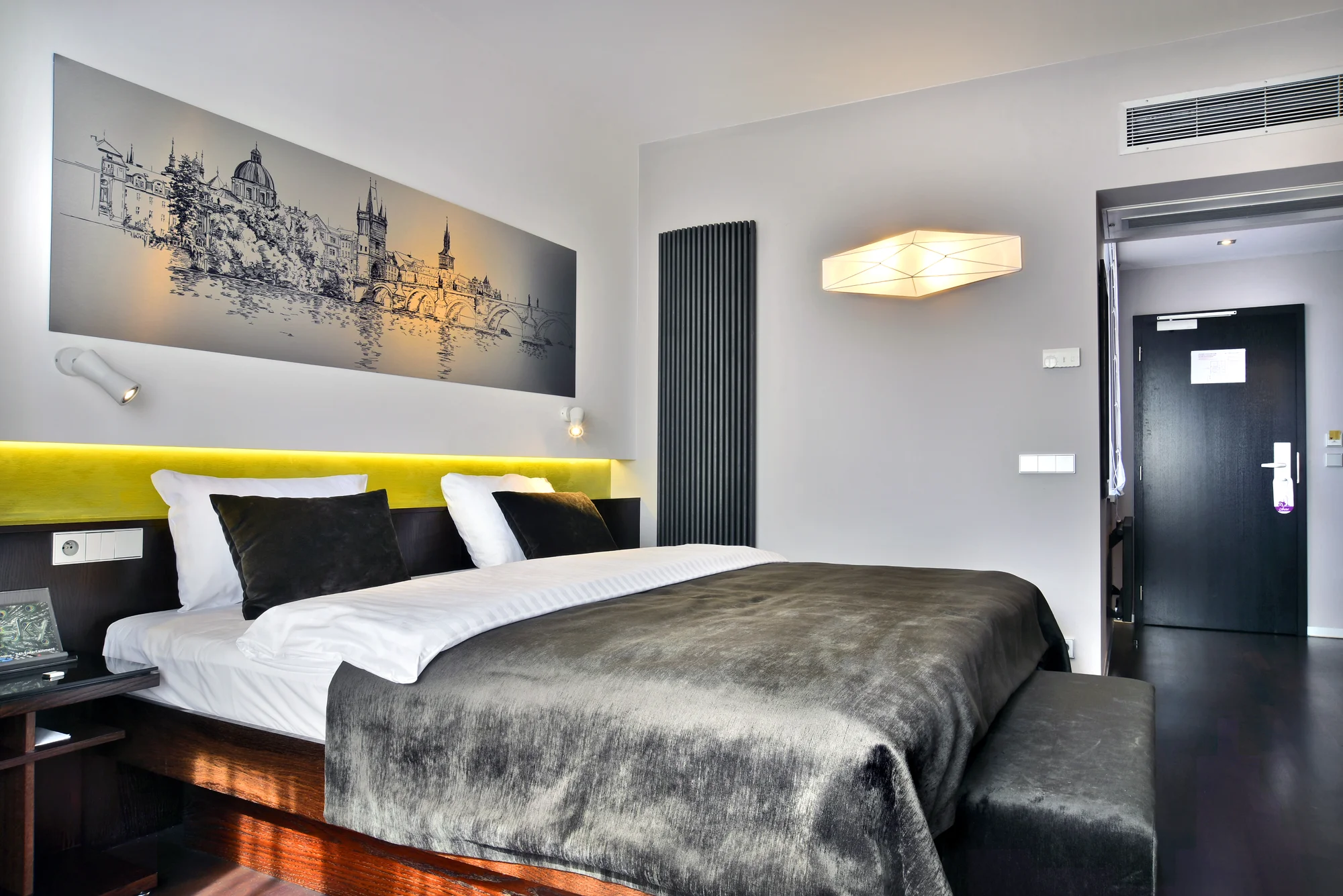 4* hotelu Ametyst: pobyt se snídaní pro dva v historické Praze