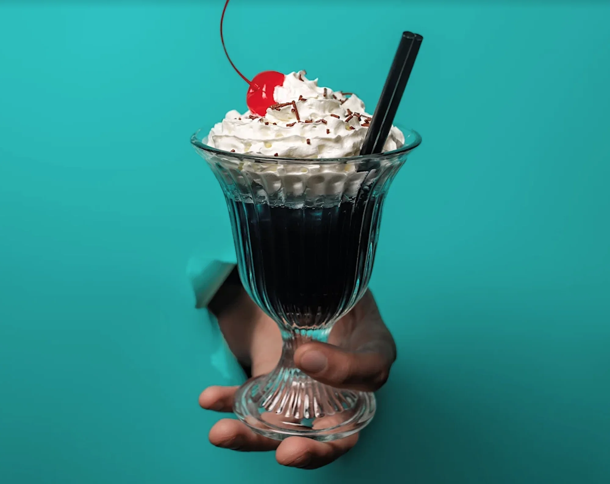 Drinky, hry i vodnice: voucher na 500–1 500 Kč do baru v centru Prahy