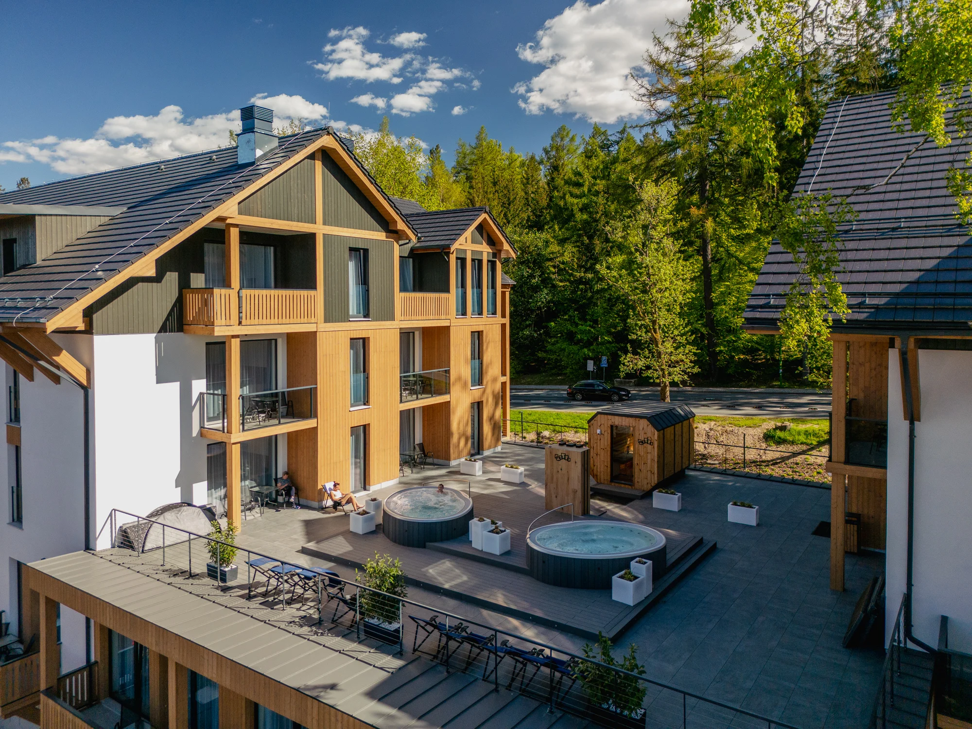 Nová rezidence ve Sklářské Porubě: wellness i solná jeskyně, apartmány s infrasaunou a až 2 děti zdarma