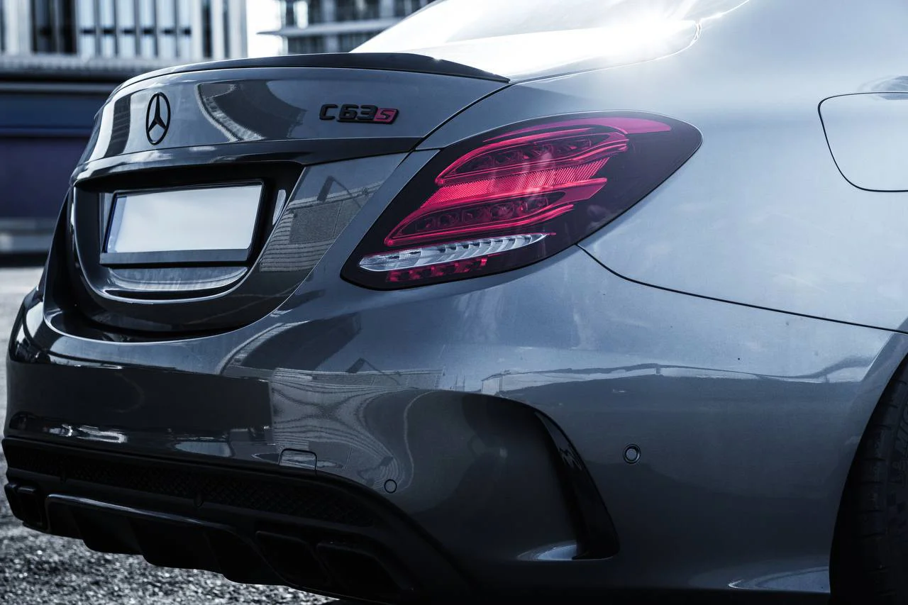 Zapůjčení Fordu Mustang, Mercedesu C63 AMG či BMW M4 na 24hod nebo celý víkend
