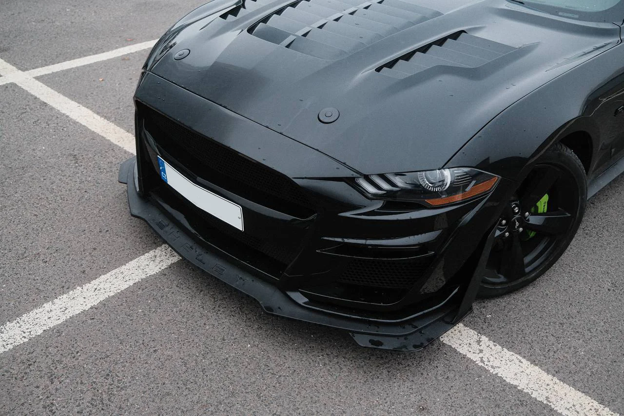 Zapůjčení Fordu Mustang, Mercedesu C63 AMG či BMW M4 na 24hod nebo celý víkend