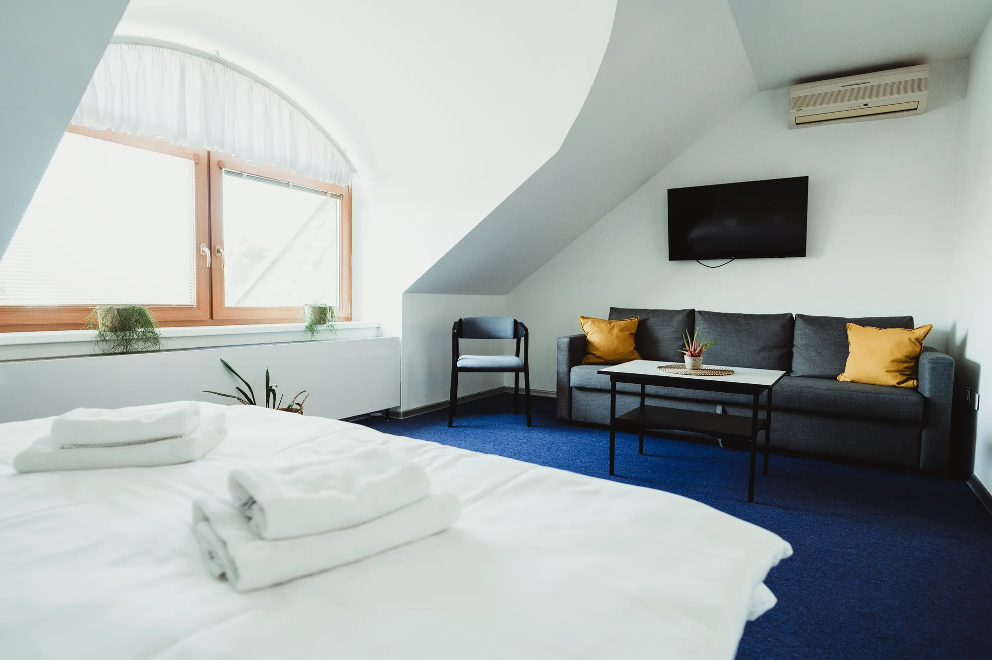 Rodinný hotel na jižní Moravě: vyhlášená restaurace, moravské víno a skvělá lokalita u jezer