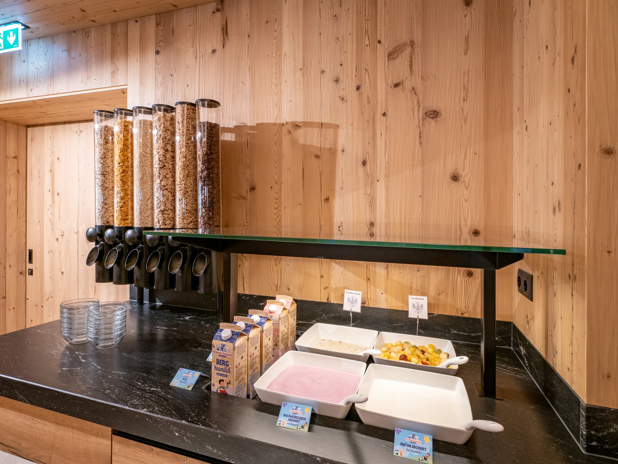 Tyrolsko: 4* hotel s polopenzí, neomezeným wellness, fitness i zapůjčením kol