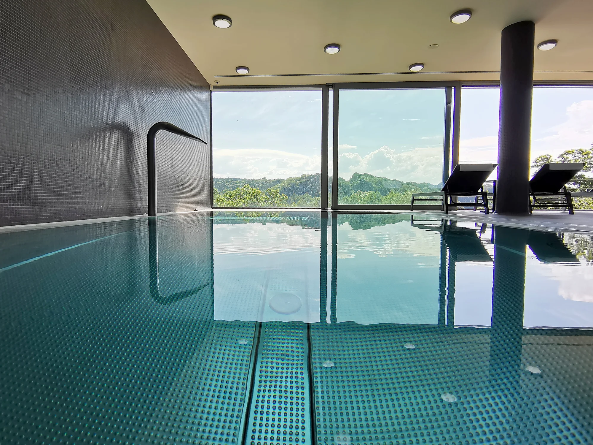 Rajská pohoda na Náchodsku: wellness, snídaně a romantická večeře