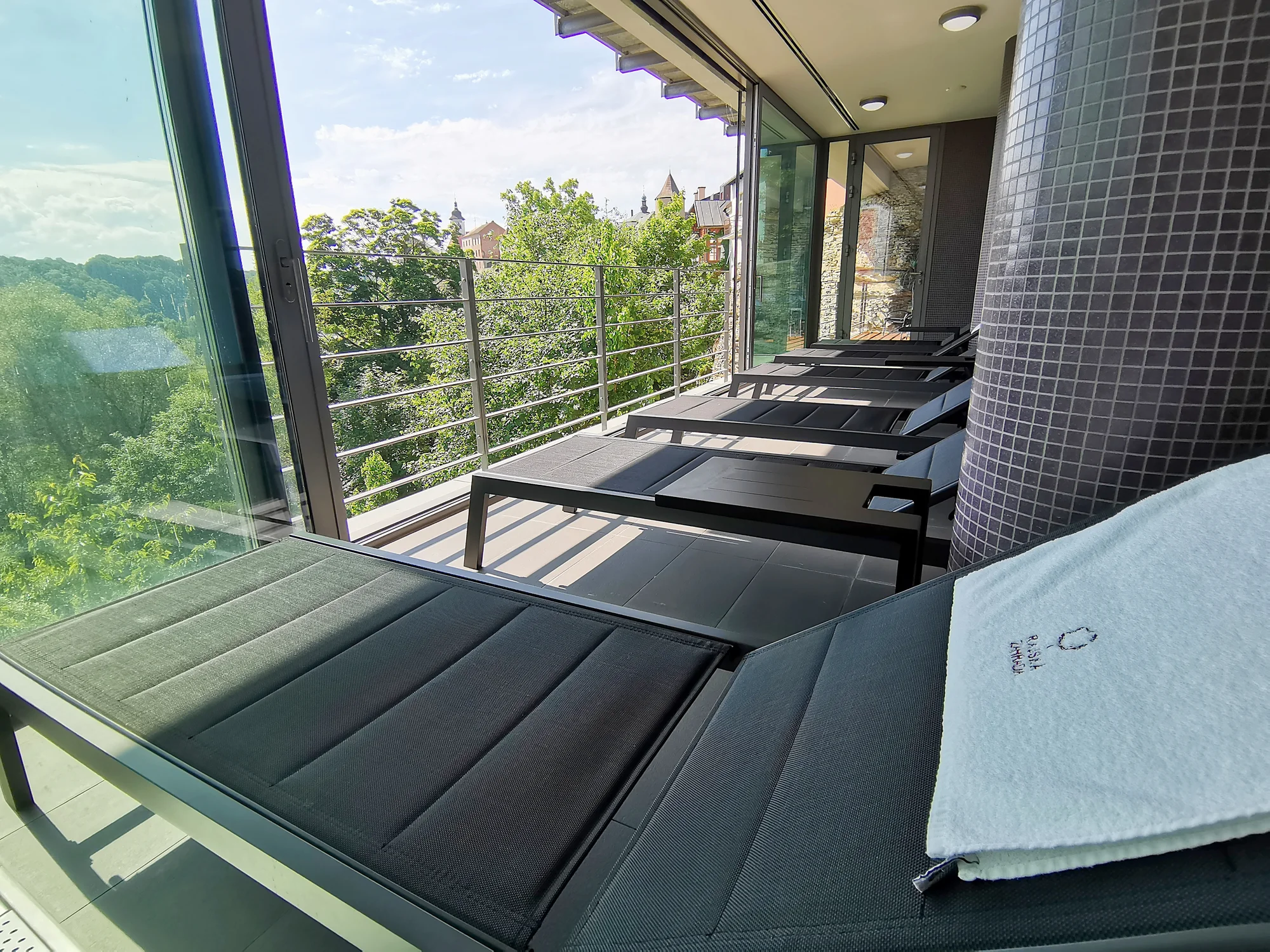 Rajská pohoda na Náchodsku: wellness, snídaně a romantická večeře