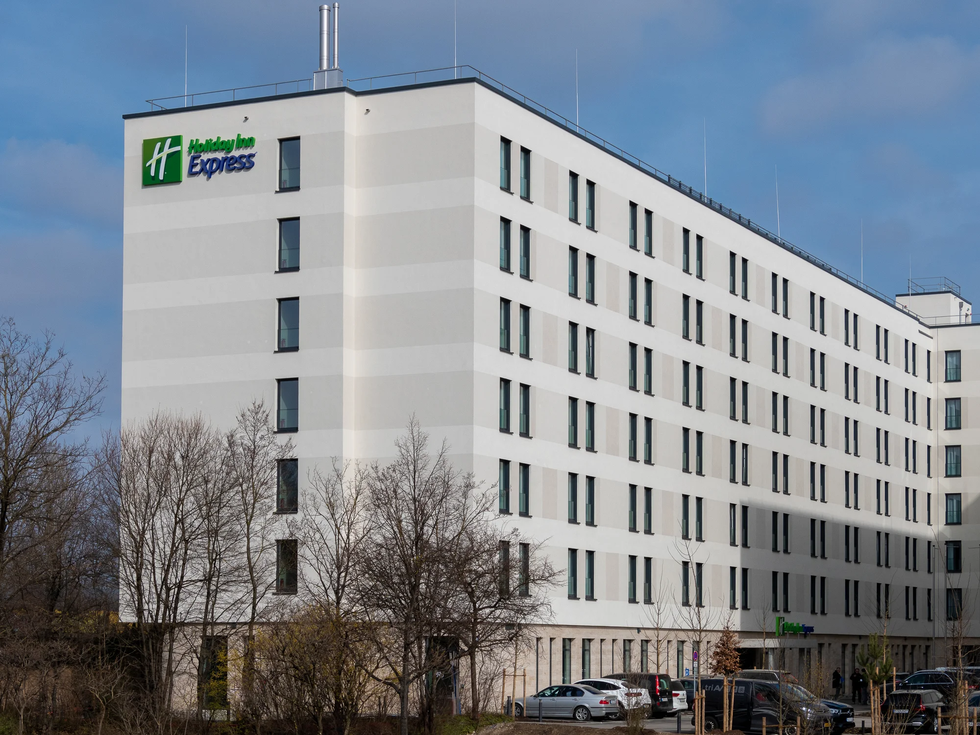 Moderní hotel v Mnichově s bufetovou snídaní: blízko veletržního centra i BMW Weltu