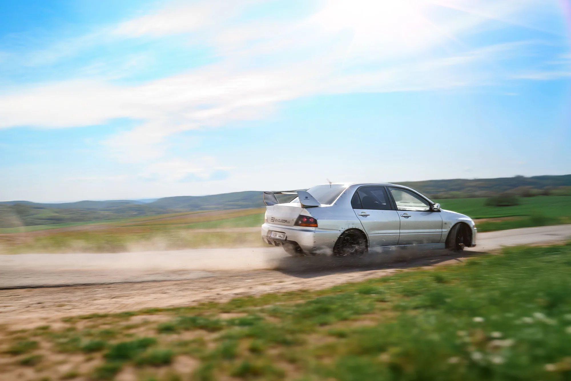 Rally jízda v Mitsubishi Lancer EVO IX: 15–60 min. řízení či spolujízdy