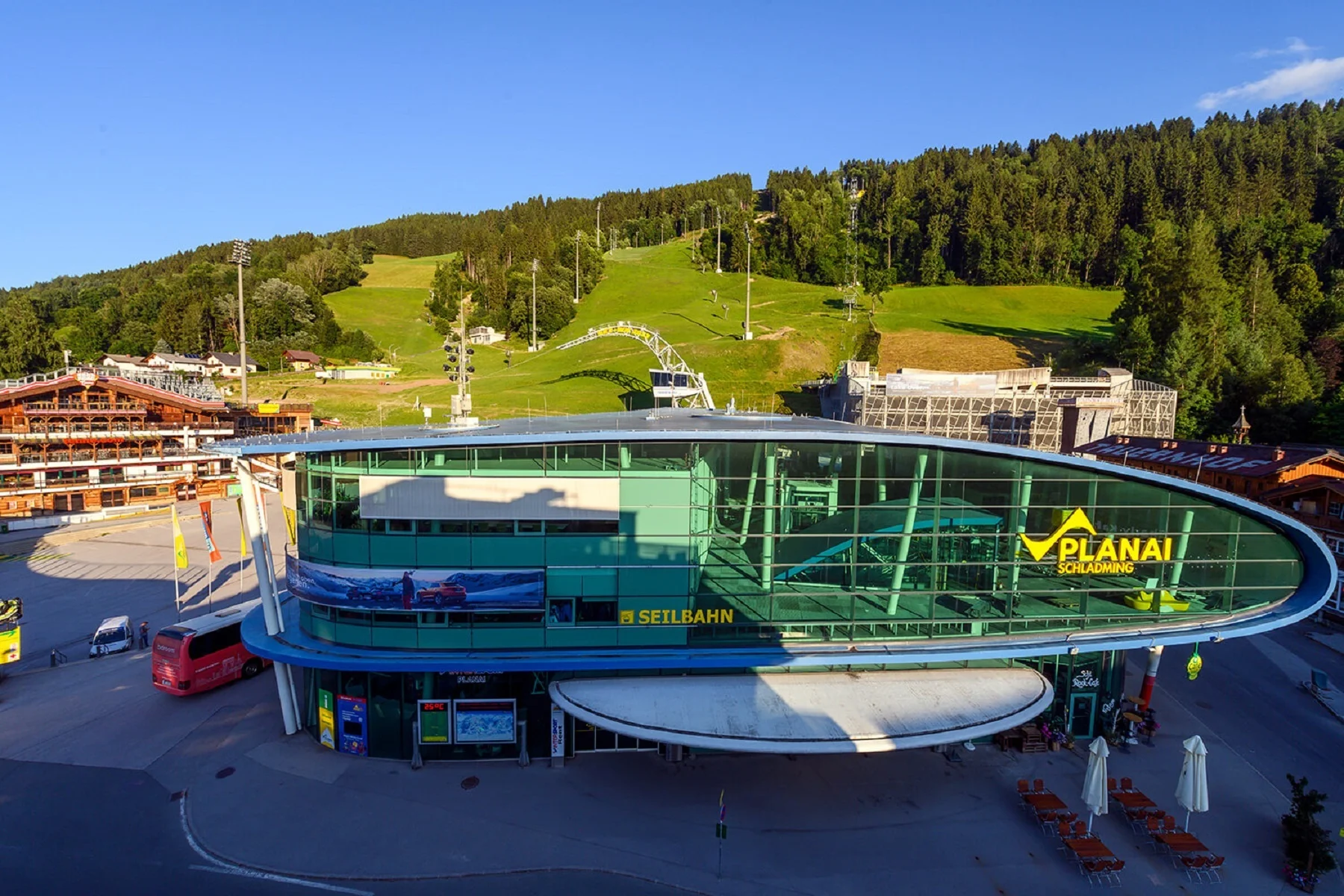 Pobyt ve Schladmingu: 4* hotelu u lanovky, light all inclusive, wellness a karta hosta, děti zdarma