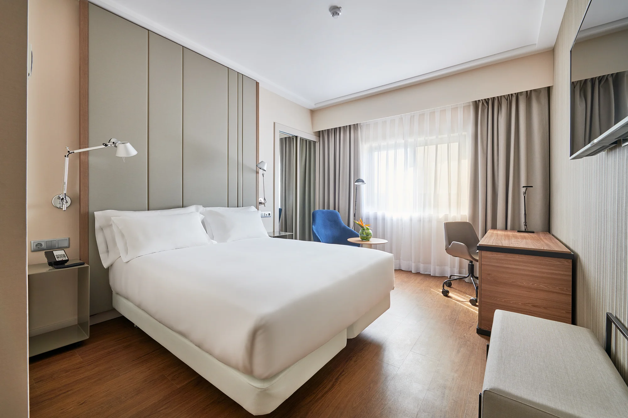 Lisabon: 4* hotel se snídaní, vč. fitness a sauny, 10 minut jízdy od letiště