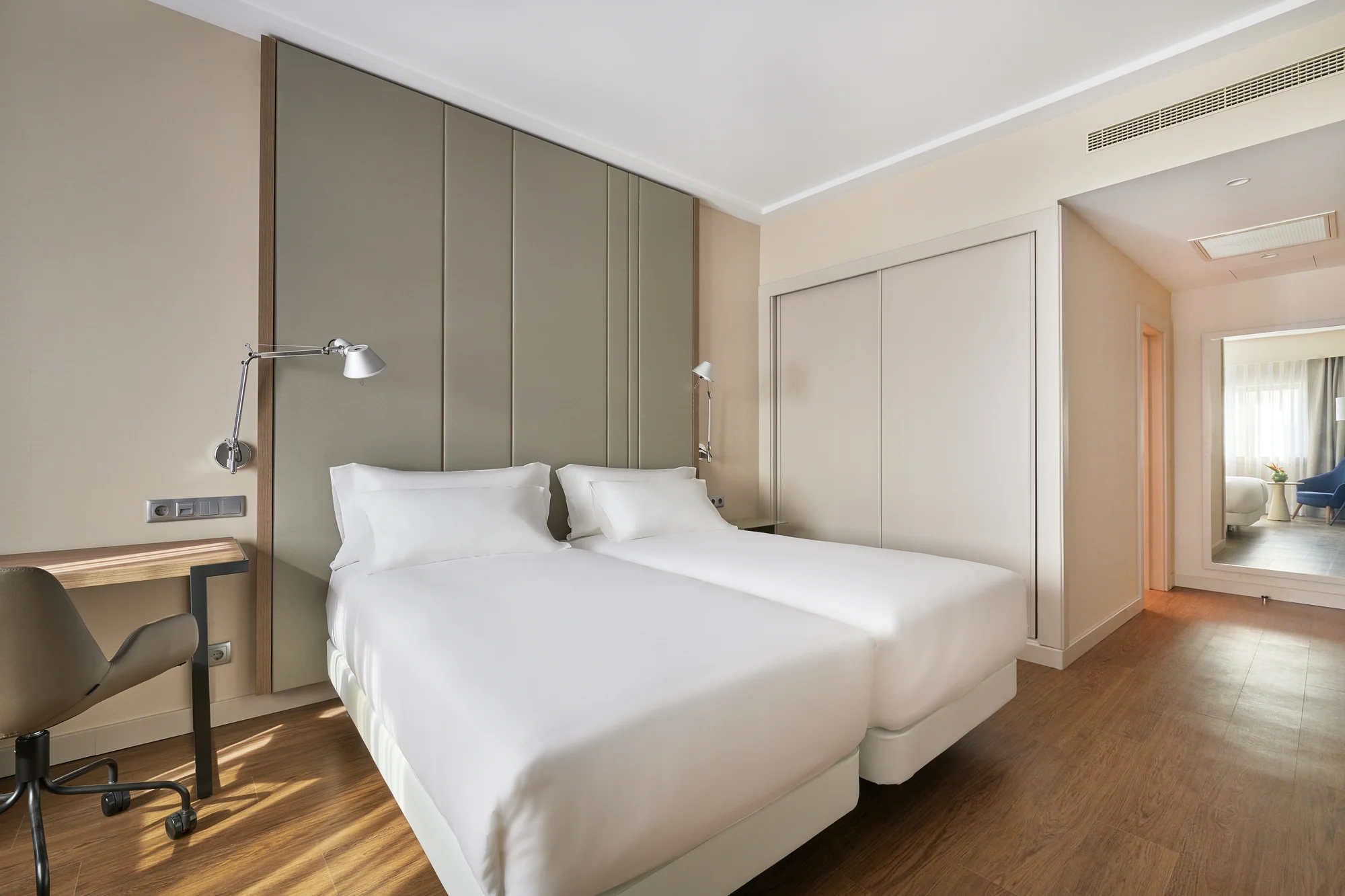 Lisabon: 4* hotel se snídaní, vč. fitness a sauny, 10 minut jízdy od letiště