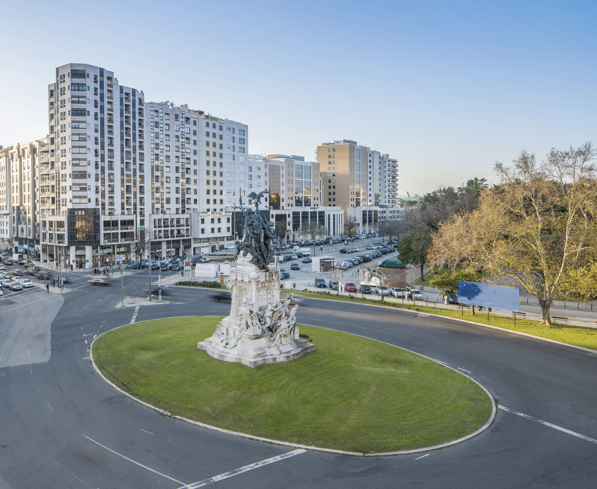 Lisabon: 4* hotel se snídaní, vč. fitness a sauny, 10 minut jízdy od letiště