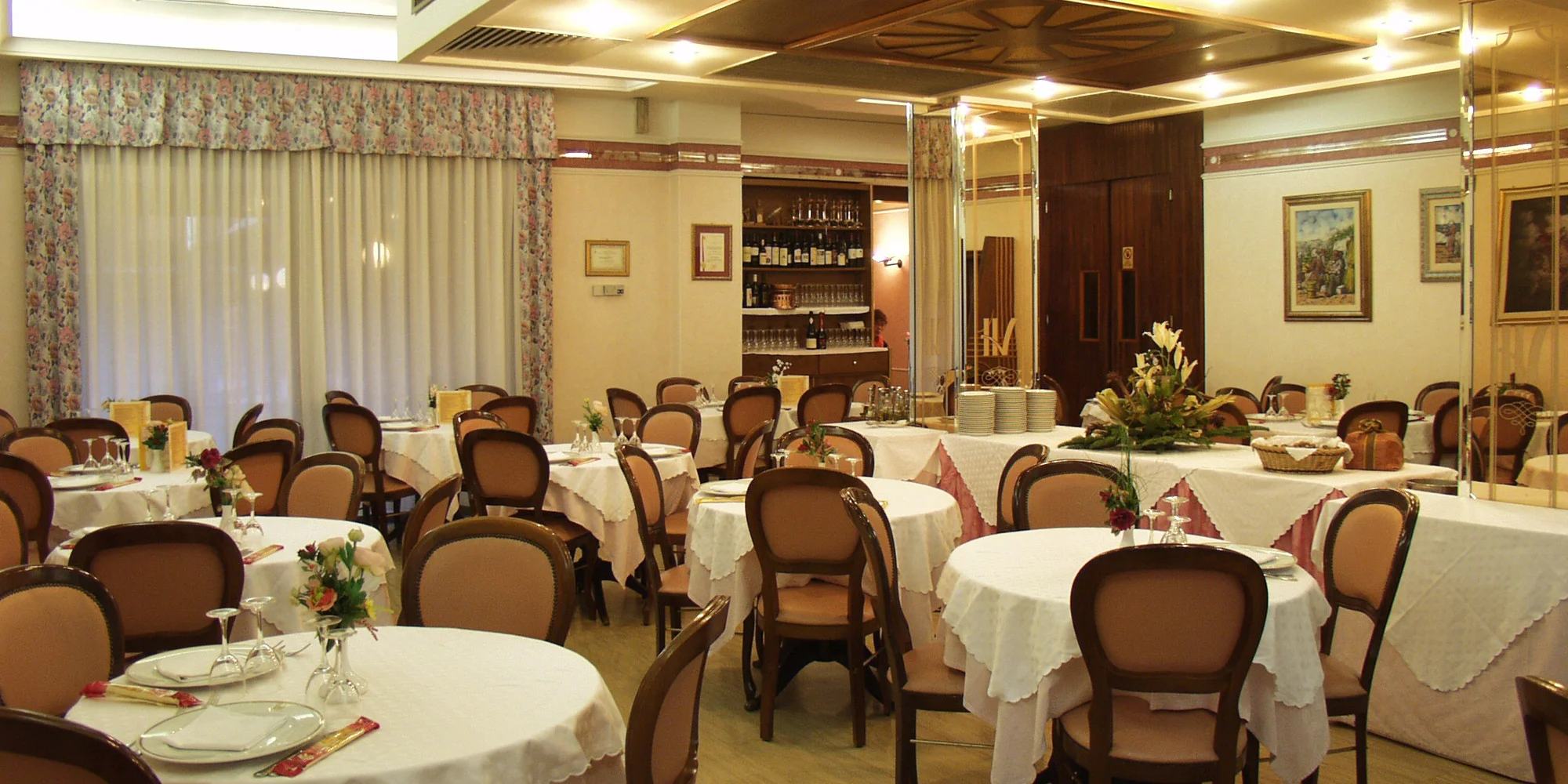 Dovolená v Rimini: 4* hotel u pláže, snídaně nebo až plná penze+, animační program