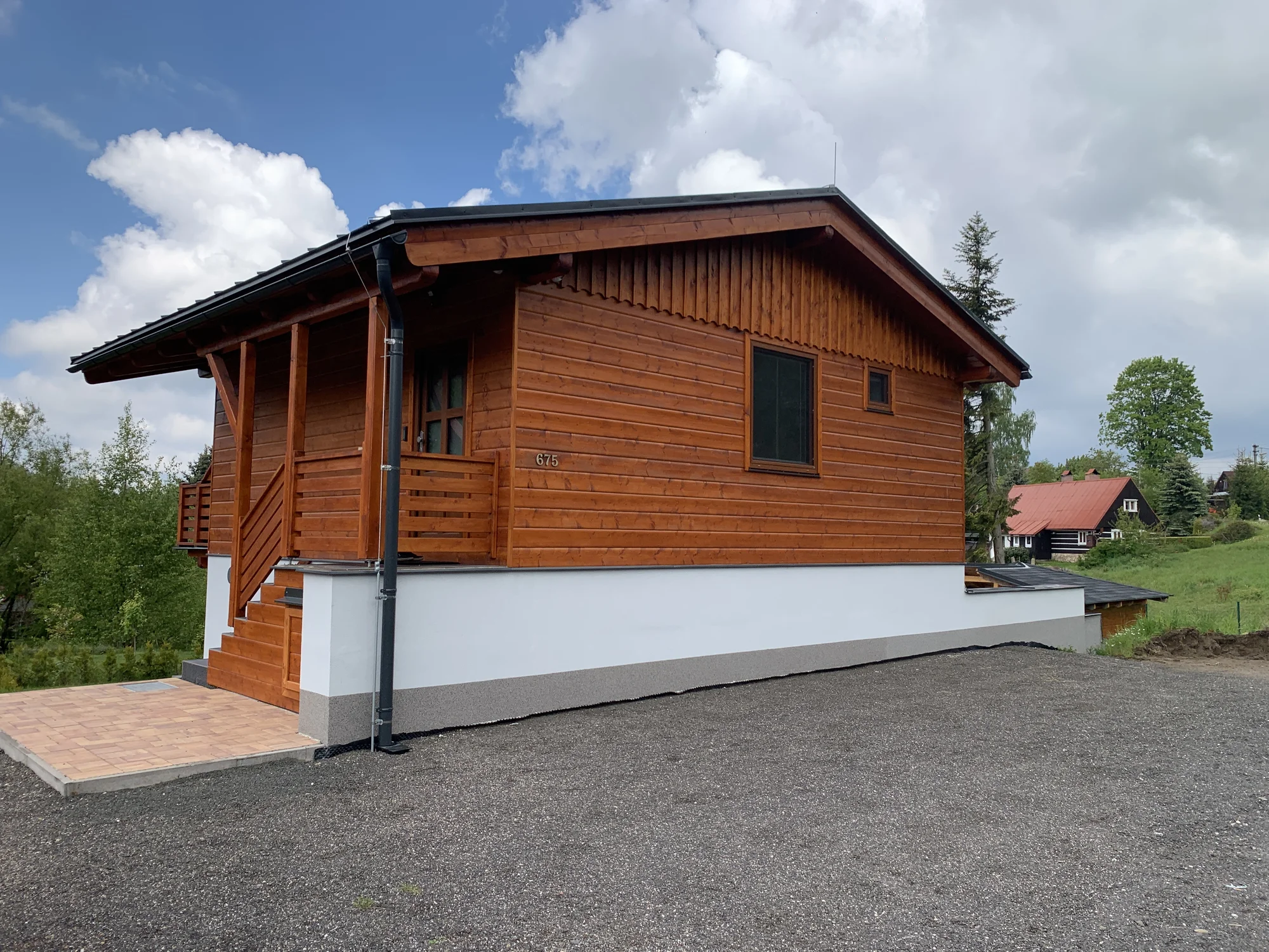 Nový apartmán v Jizerkách: wellness, pivní pípa, terasa i kuchyňka