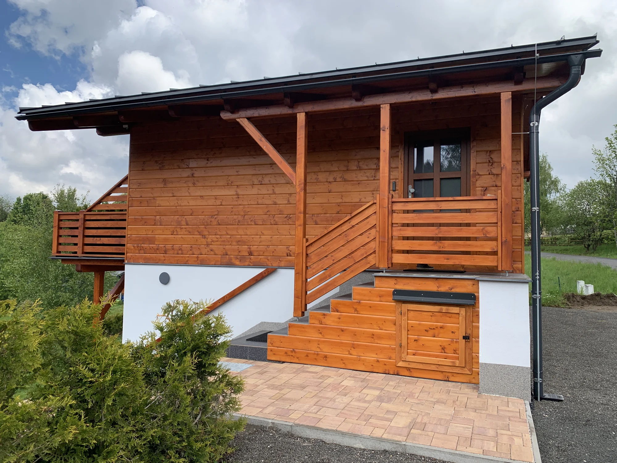Nový apartmán v Jizerkách: wellness, pivní pípa, terasa i kuchyňka