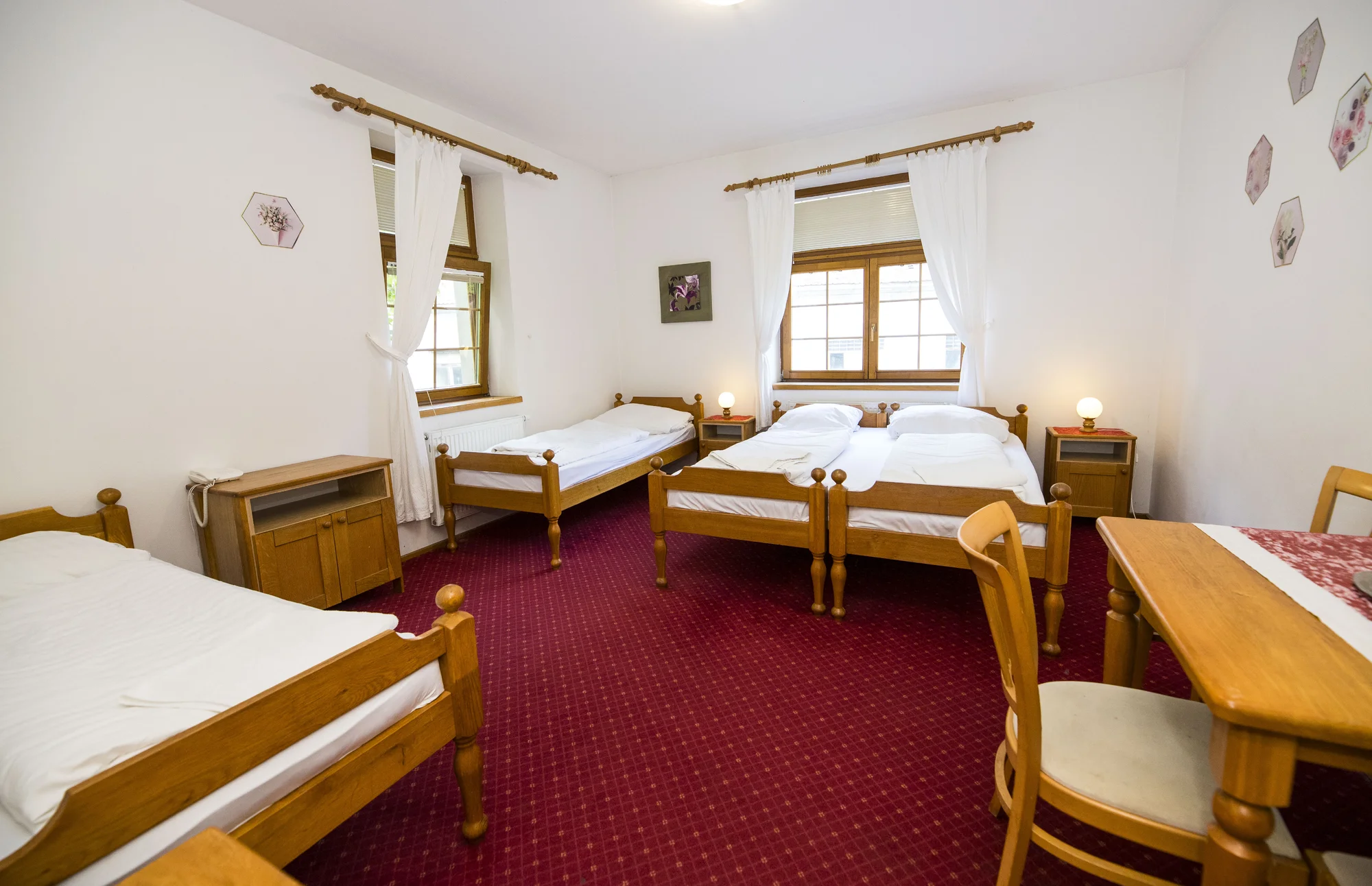Hotel ve Vranově nad Dyjí: originální design, restaurace a zámek na dosah