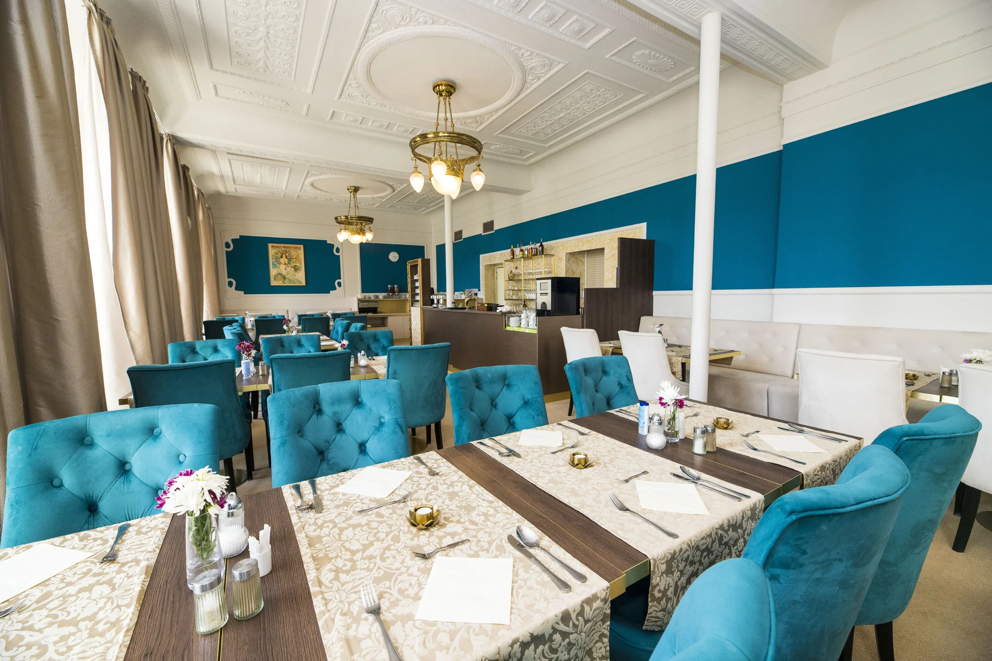 Wellness pobyt v historickém 4* hotelu v Mariánských Lázních: polopenze, až 6 procedur a bazén