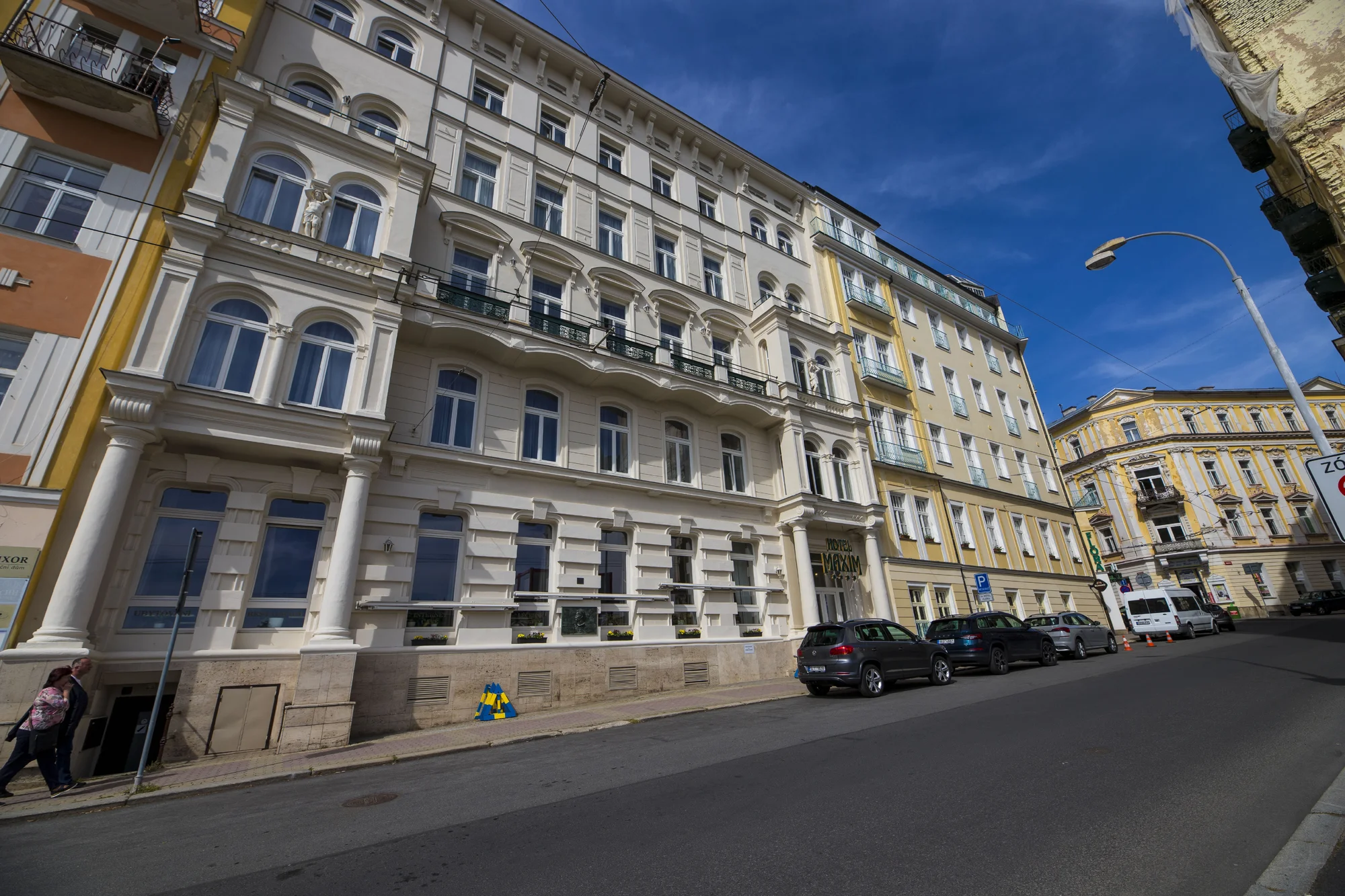 Wellness pobyt v historickém 4* hotelu v Mariánských Lázních: polopenze, až 7 procedur a bazén