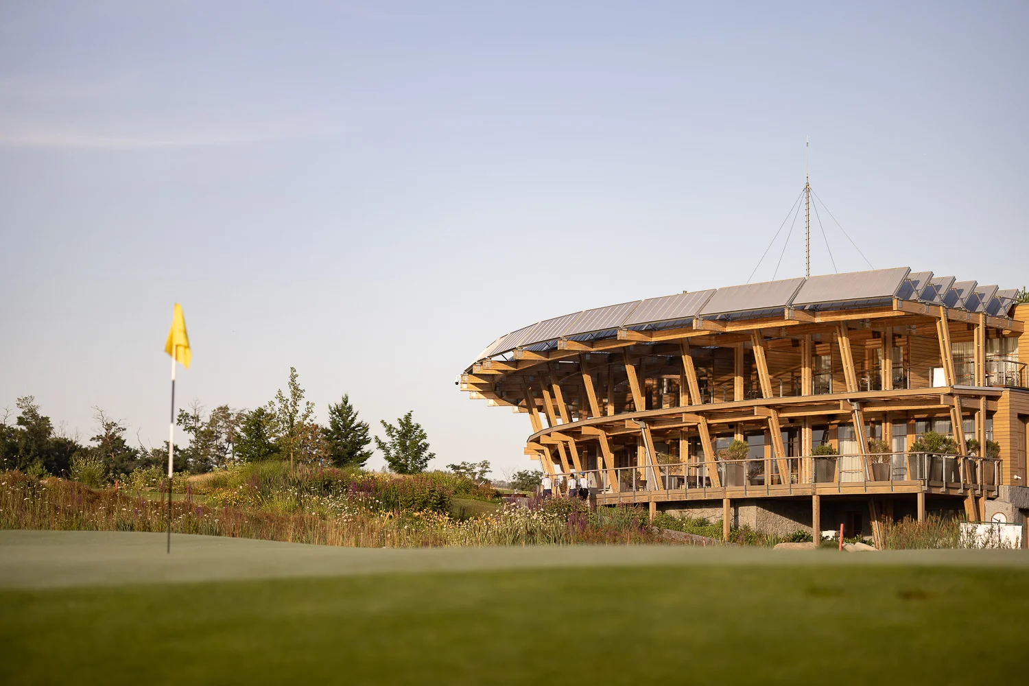 Pobyt v luxusním Panorama Golf Resortu v Posázaví se snídaní i neomezeným vstupem do wellness