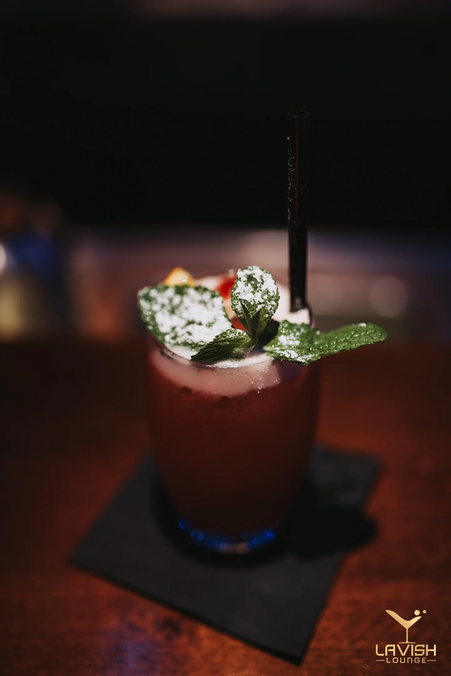 Připijte si na zdraví: Aperol Spritz, mojito i jiné drinky v baru na Vinohradech