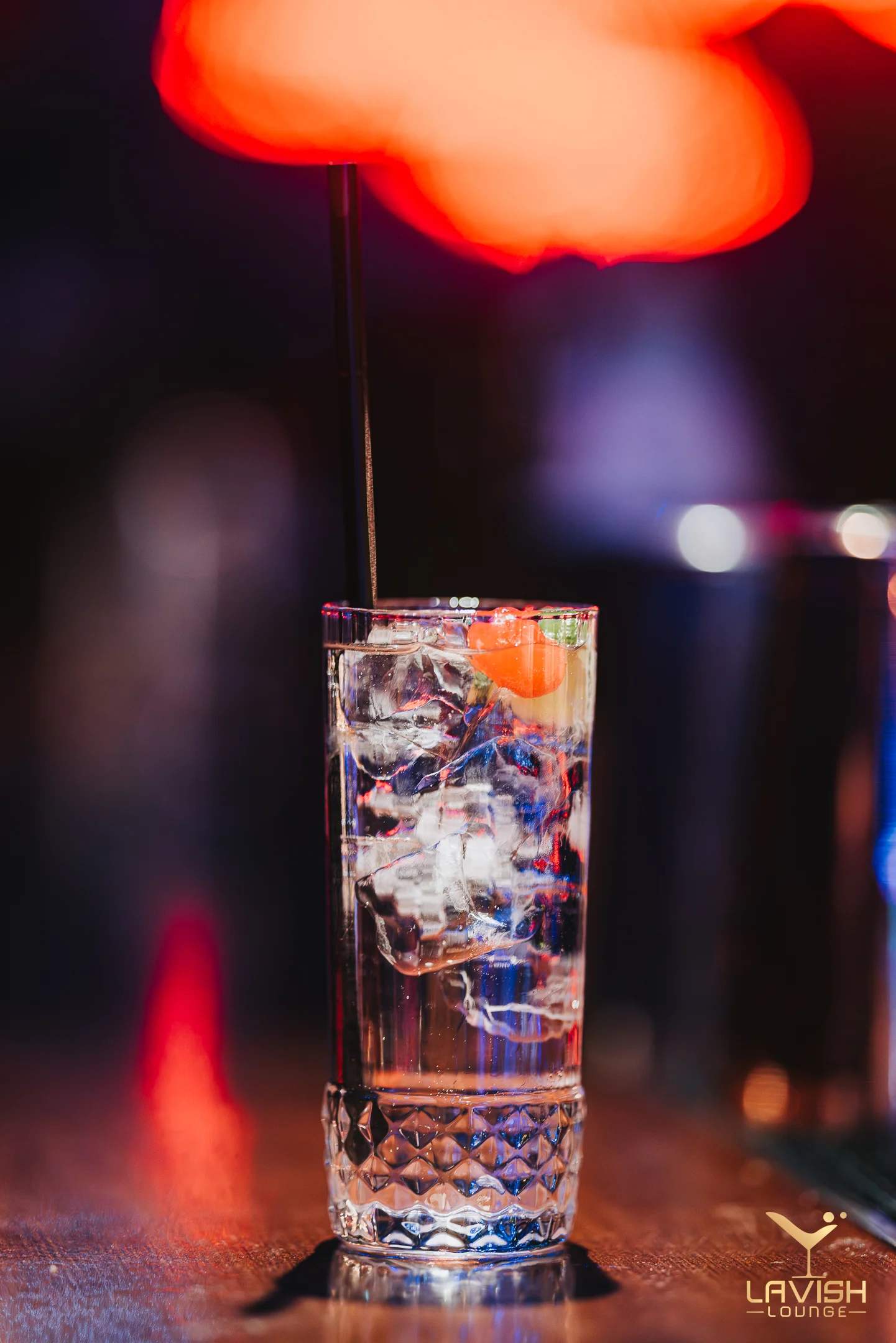 Připijte si na zdraví: Aperol Spritz, mojito i jiné drinky v baru na Vinohradech