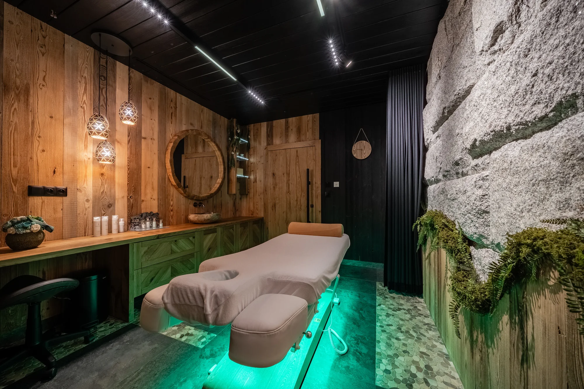 Dovolená v malebném městečku Białka Tatrzańska: snídaně i neomezený vstup do relaxační zóny