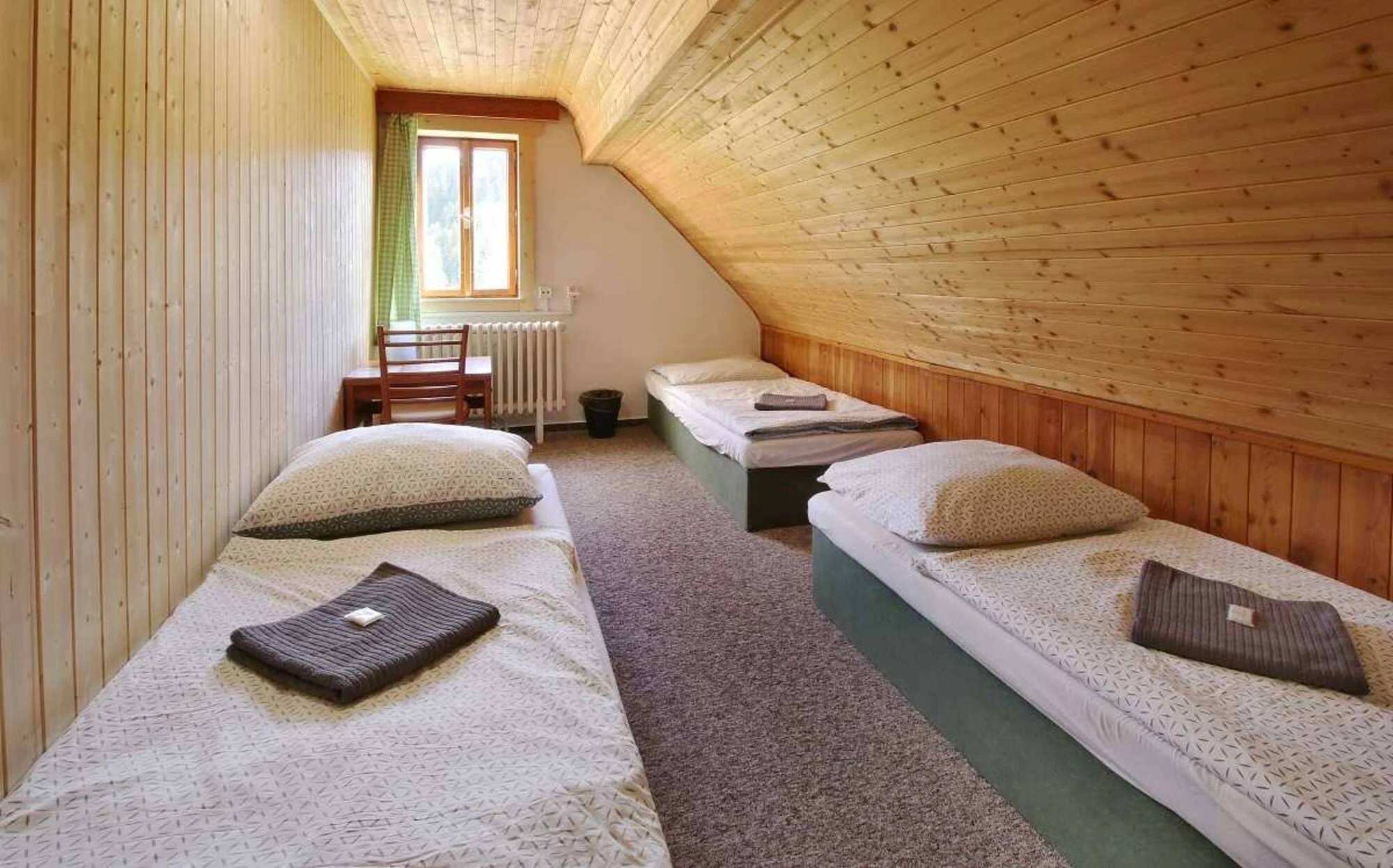 Horský hotel v Peci pod Sněžkou: uprostřed přírody, u turistických tras a se snídaní