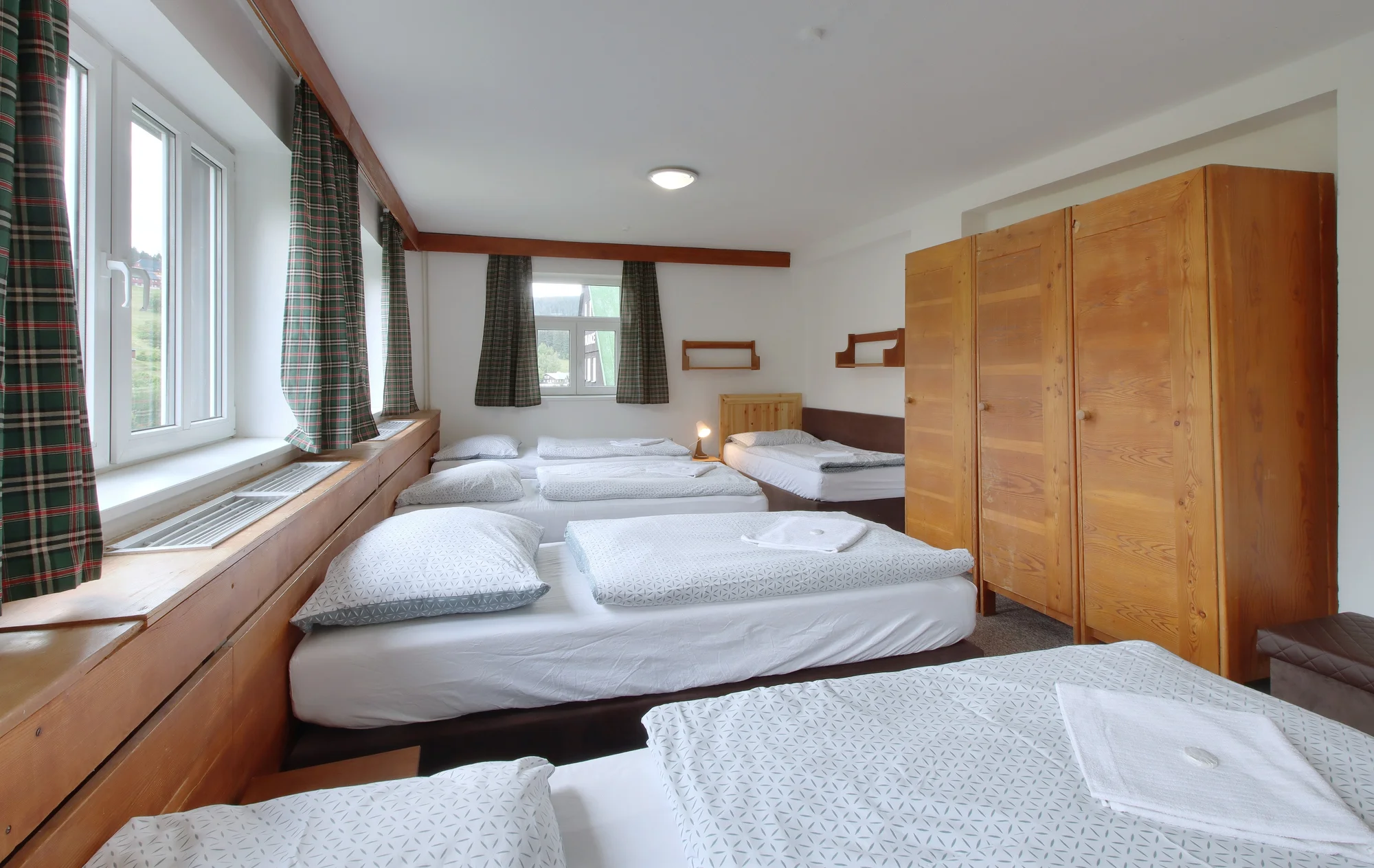 Horský hotel v Peci pod Sněžkou: uprostřed přírody, u turistických tras a se snídaní