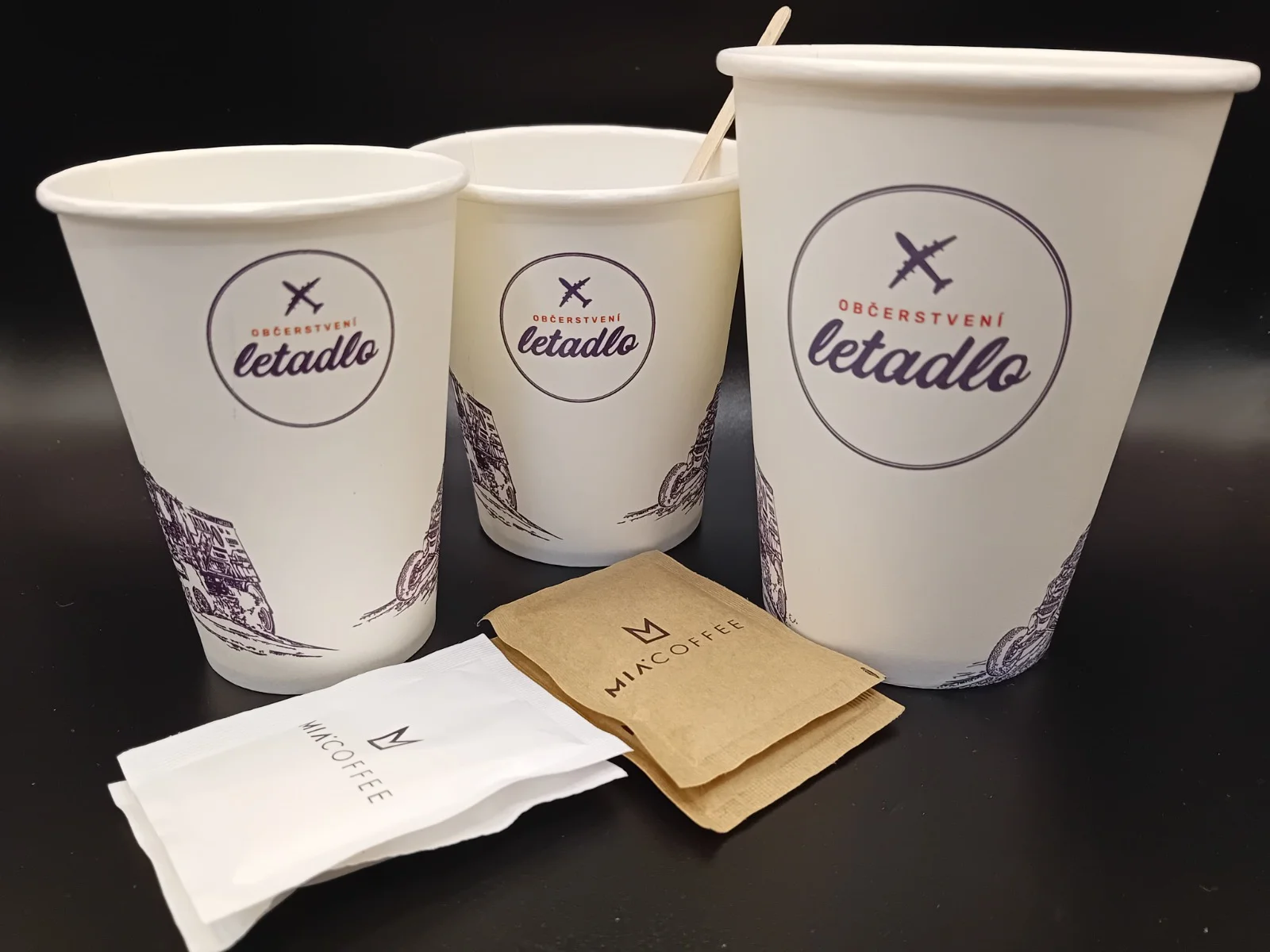 Čokoládové či makové soufflé i káva nebo horká čokoláda v Letadle