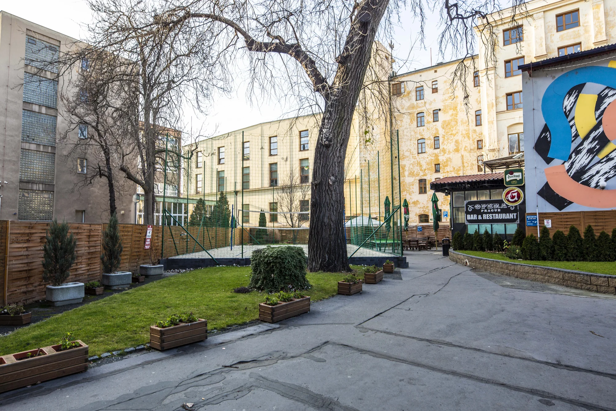 Hostel v pražských Holešovicích, vč. bufetové snídaně, bazénu a sauny