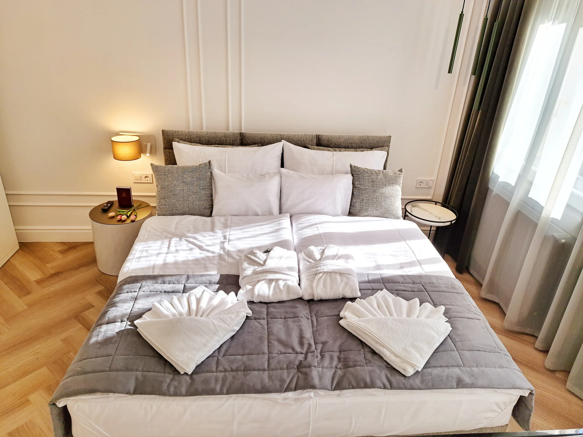 Romantický pobyt v centru barokního Győru: stylové pokoje, snídaně a děti do 1,99 let zdarma