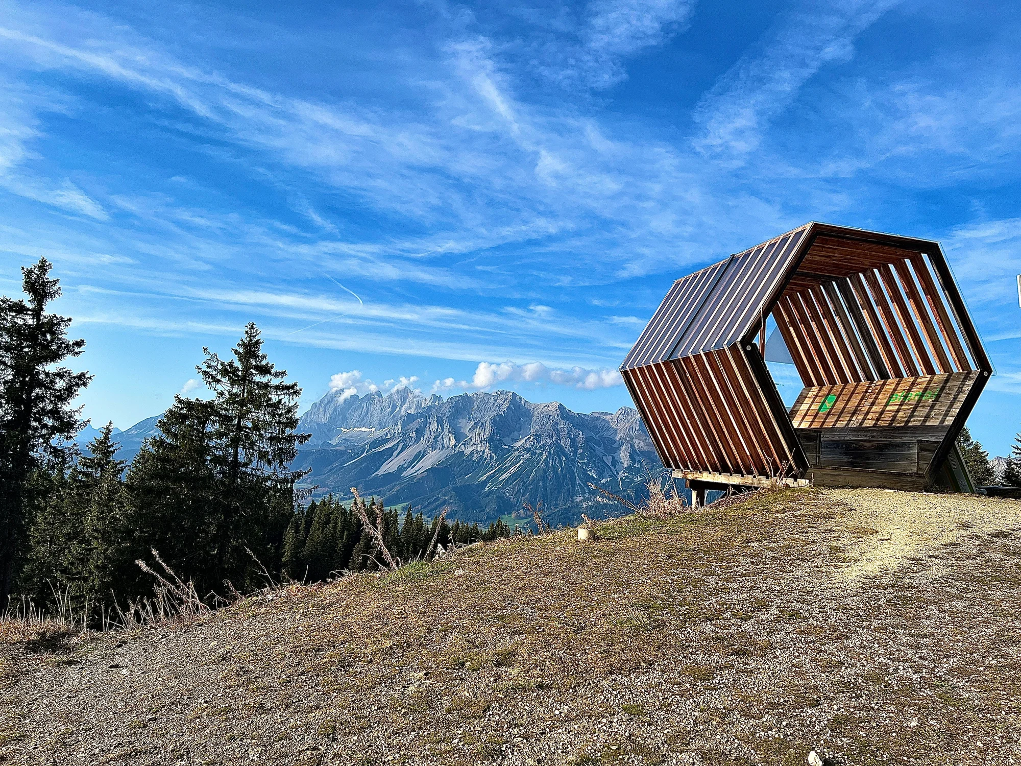 Zájezd na ledovec Dachstein: pohodová letní turistika, 2 noci s polopenzí, autobusová doprava a průvodce