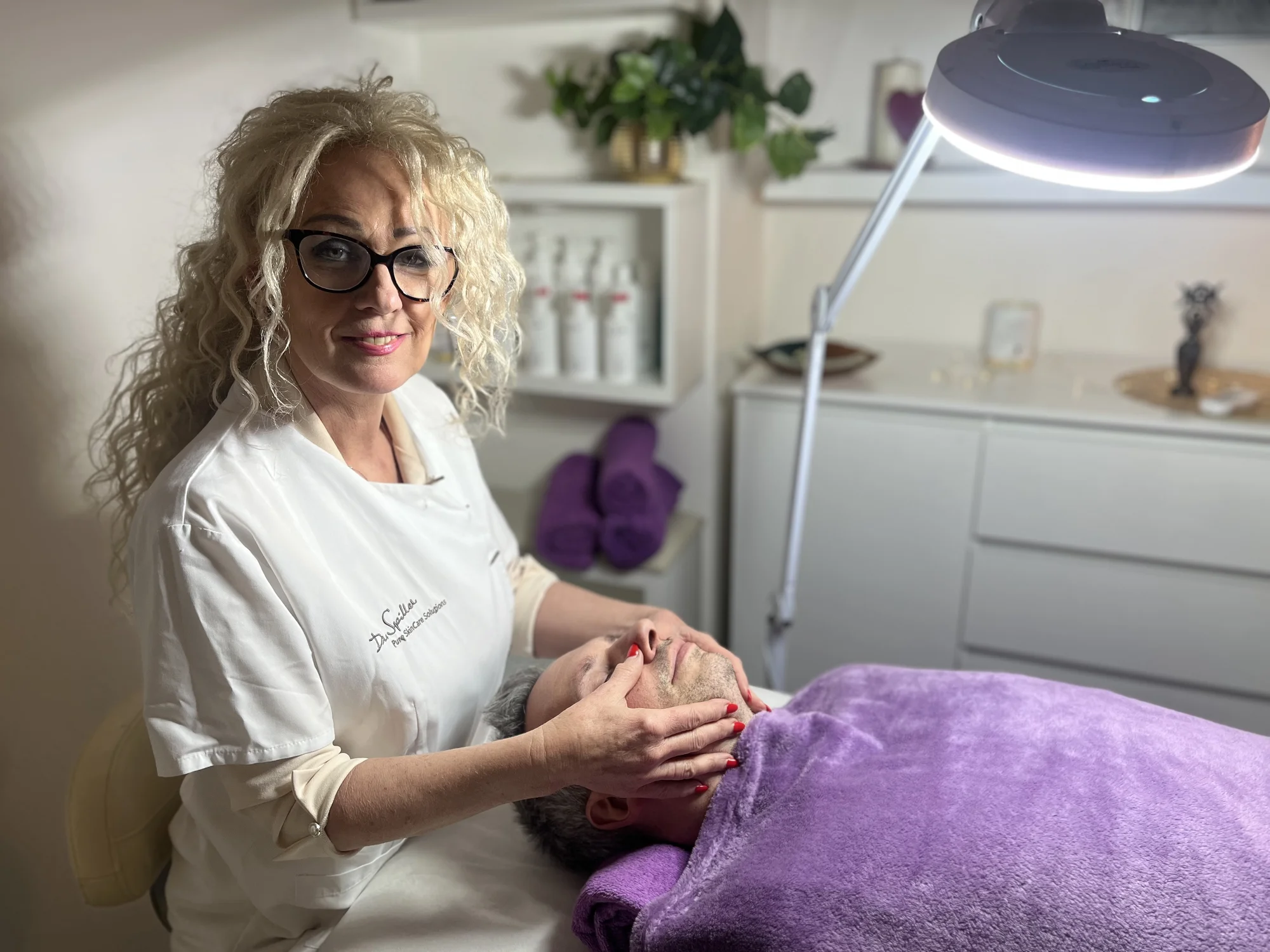 Kosmetické balíčky pro ženy a muže: péče o citlivou pleť, hydratace i anti-age ošetření