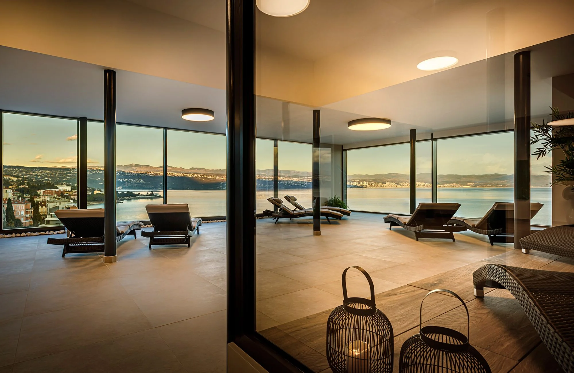 Chorvatská Opatija: 3* hotel přímo na promenádě, polopenze, infinity bazén