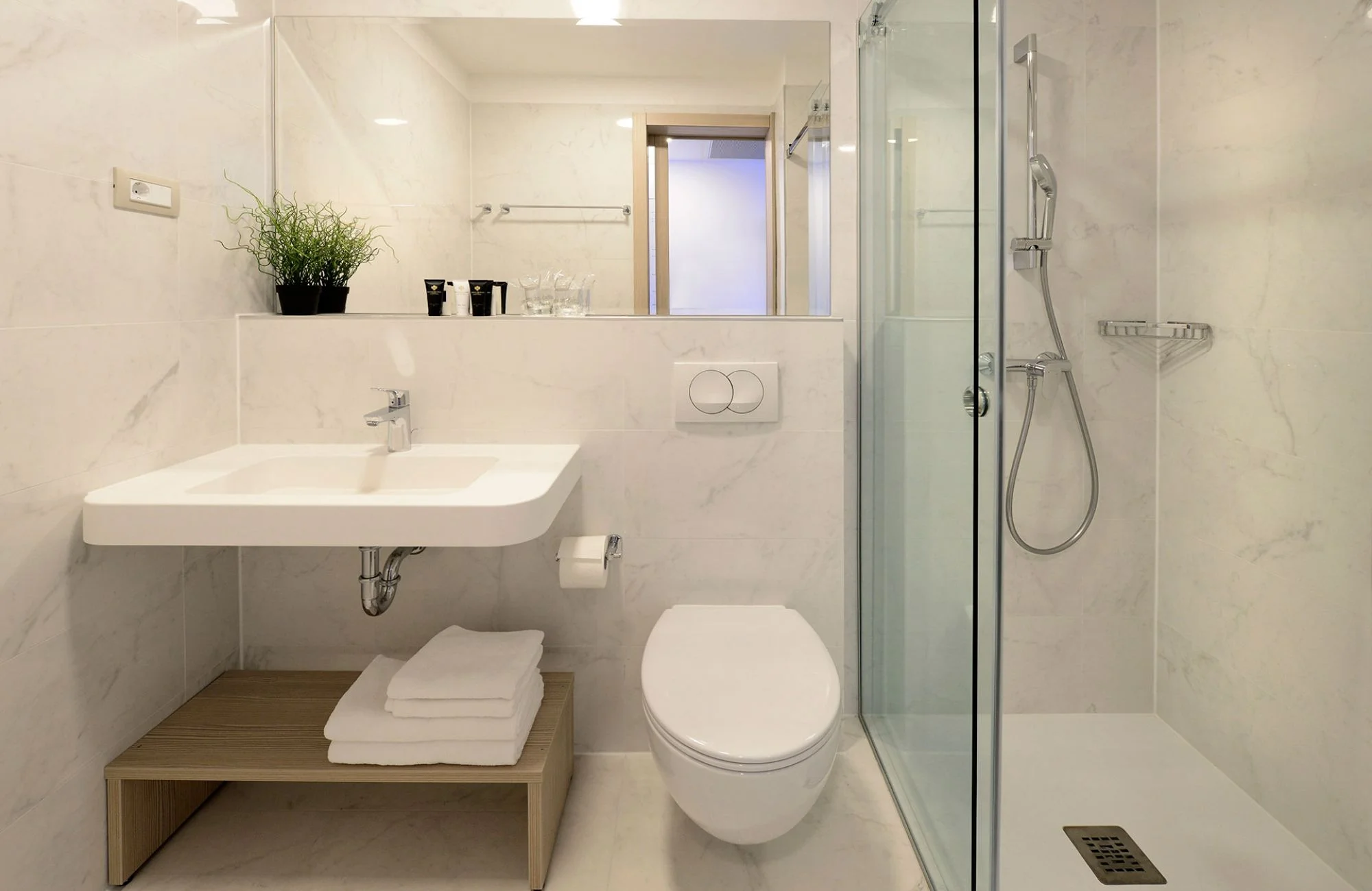 Chorvatská Opatija: 3* hotel přímo na promenádě, polopenze, infinity bazén