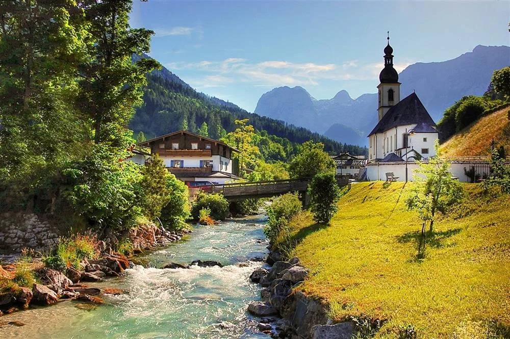 Zájezd na ledovec Dachstein: pohodová letní turistika, 2 noci s polopenzí, autobusová doprava a průvodce