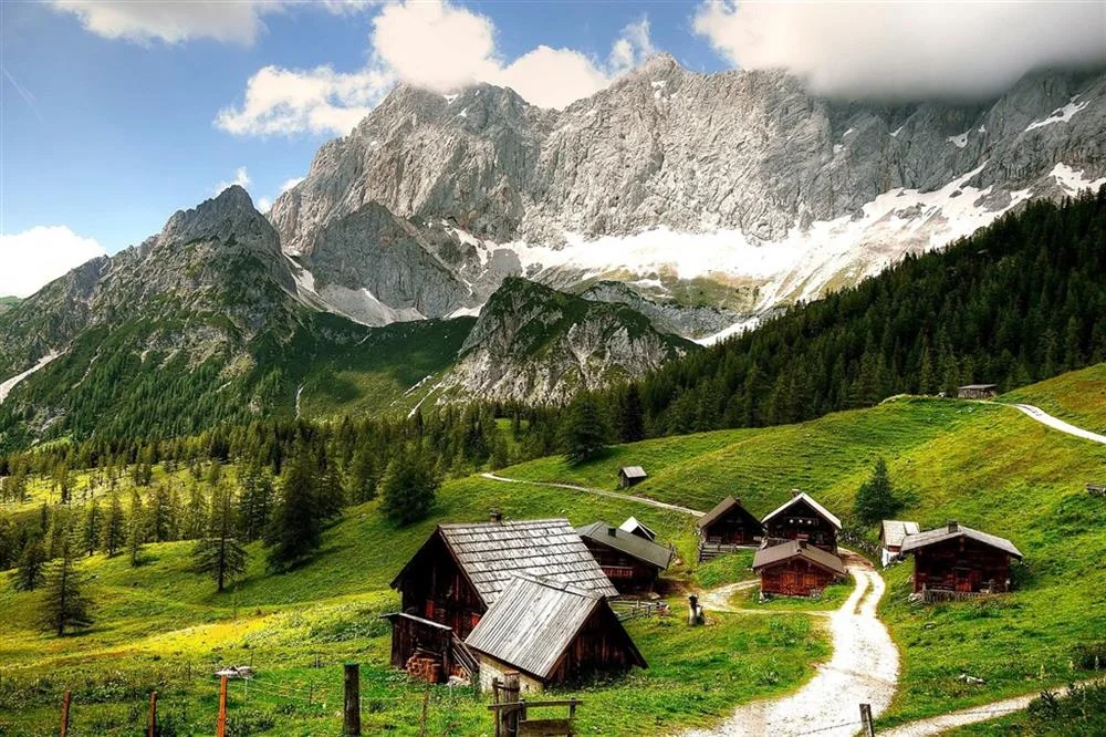 Zájezd na ledovec Dachstein: pohodová letní turistika, 2 noci s polopenzí, autobusová doprava a průvodce