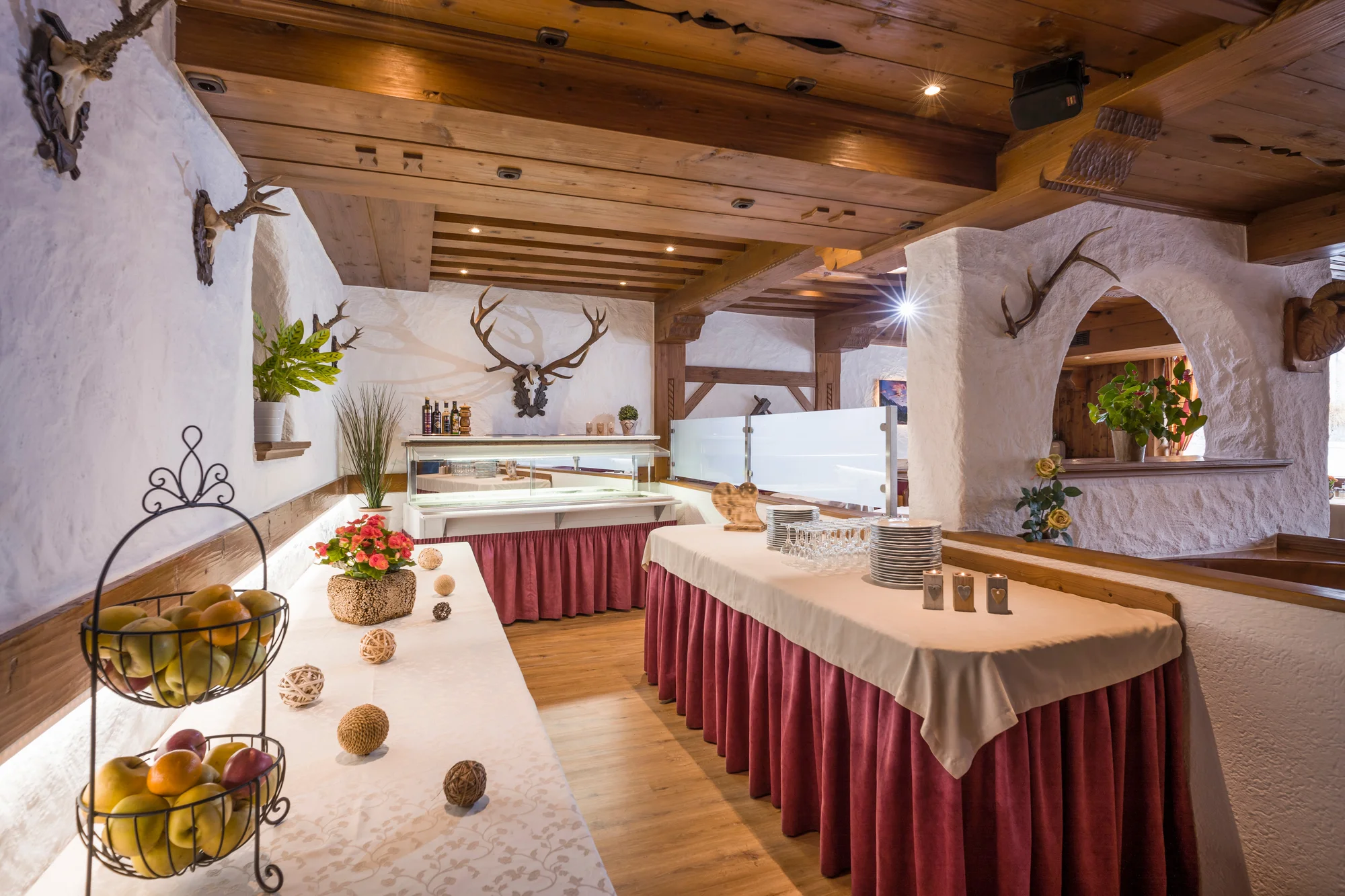 Dovolená v rakouském údolí Zillertal: horský hotel s polopenzí a saunovým světem