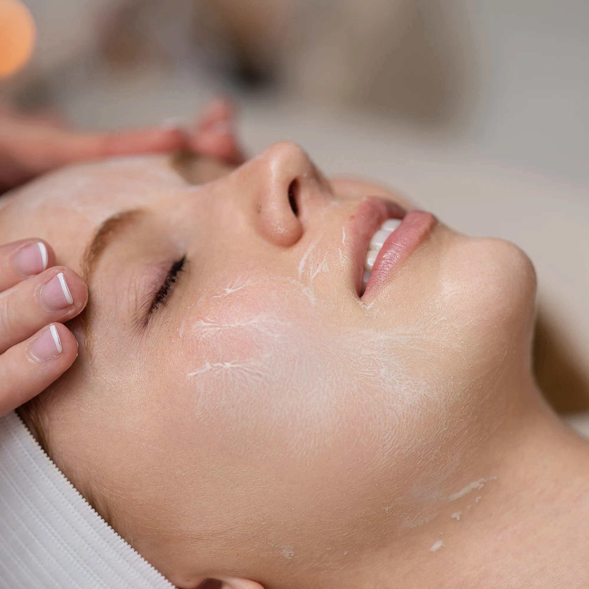 Hluboká relaxace a péče o pokožku: konopná, čokoládová i anti-age masáž, kosmetické ošetření