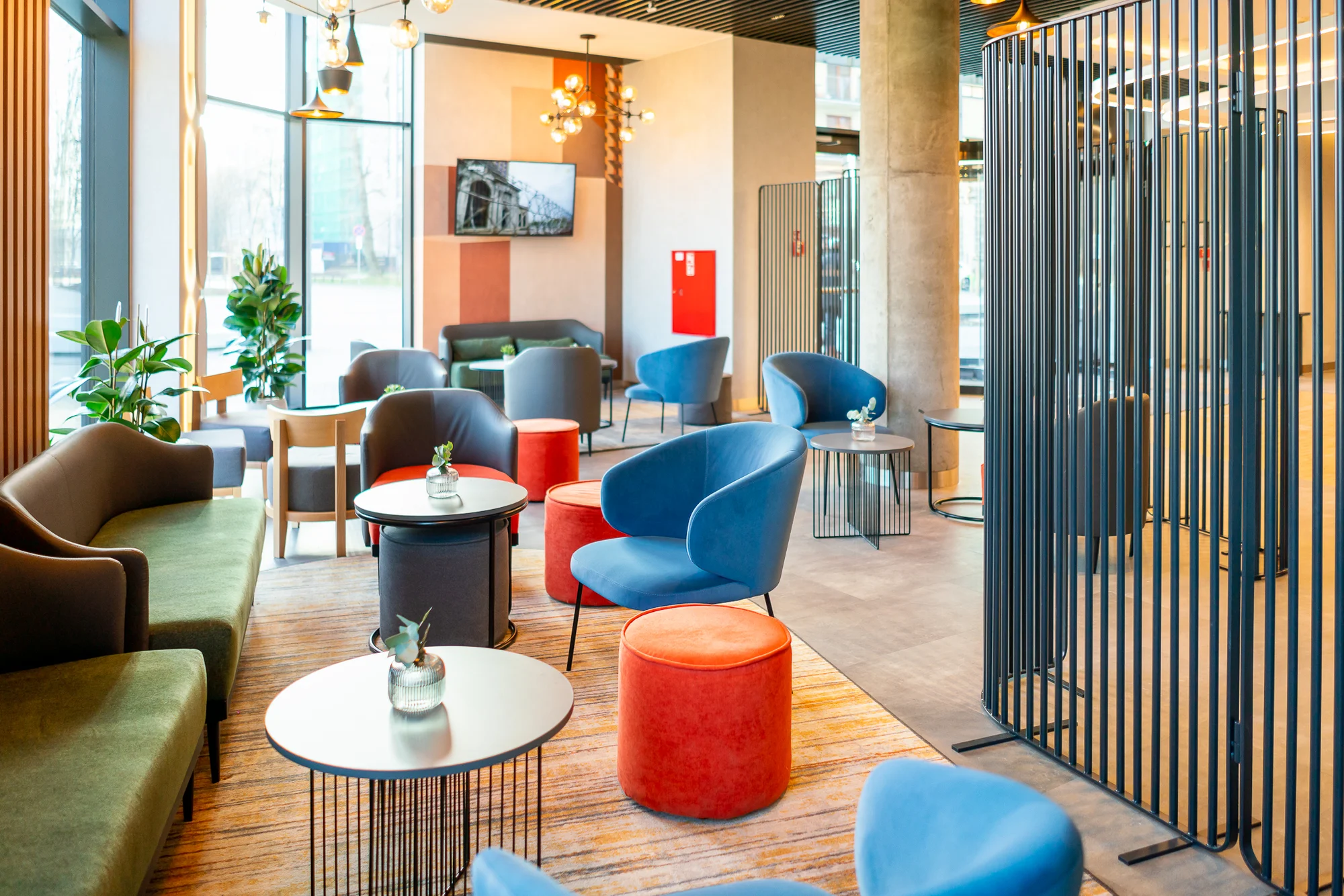 Pobyt v srdci Varšavy: moderní hotel se snídaní i neomezeným vstupem do sauny
