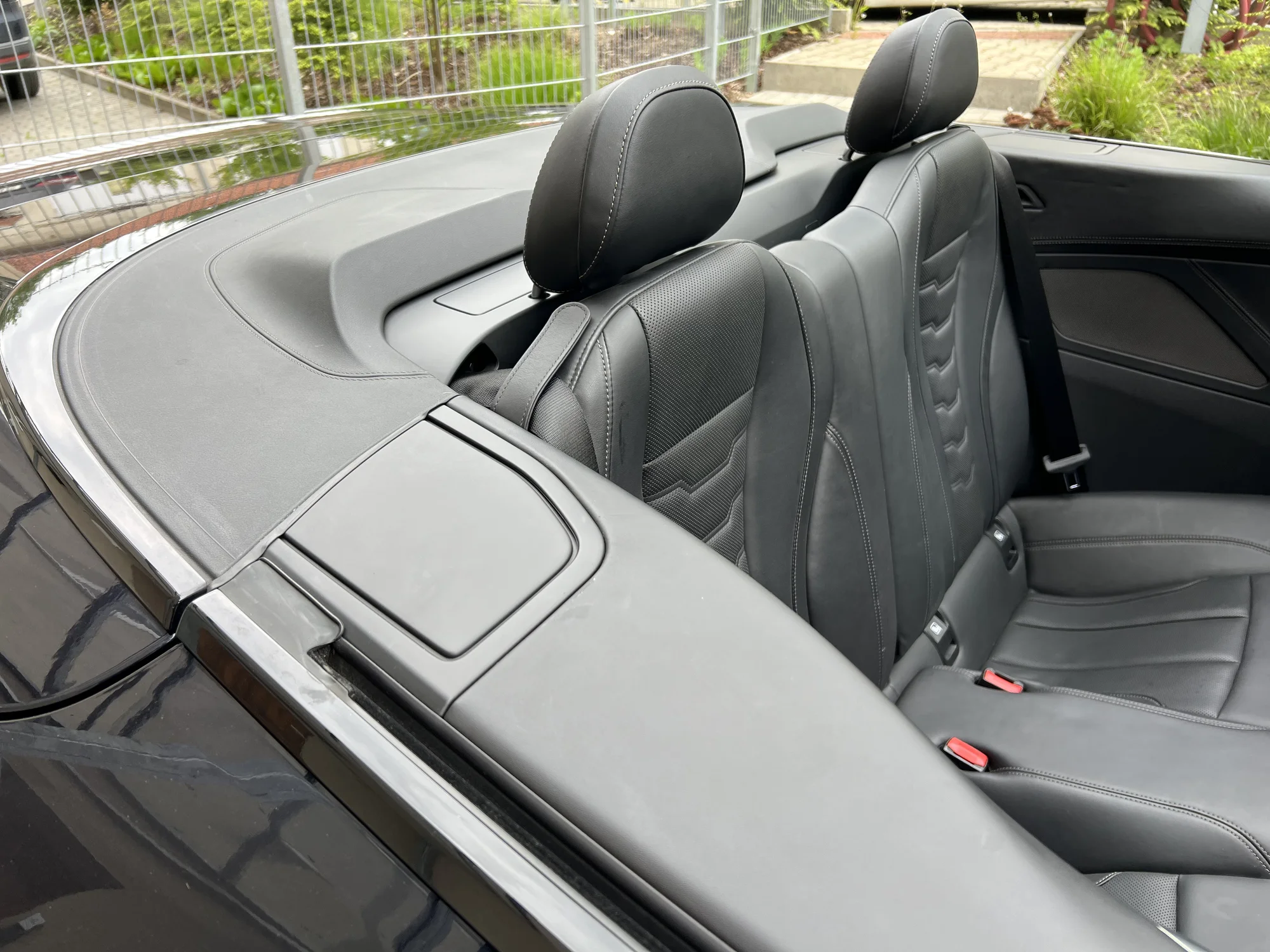 Zapůjčení BMW M850i xDrive – kabriolet pro nezapomenutelnou jízdu