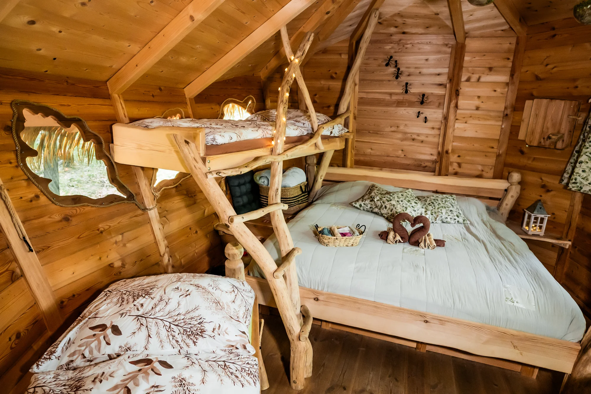 Tree house na kraji Brna: ubytování v souladu s přírodou i úniková šifrovací hra pro zábavu