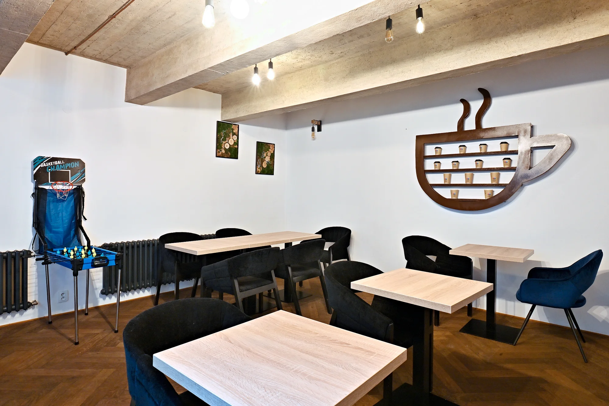 Otevřený voucher do kavárny LT Cafe Prague: 200 Kč, 400 Kč nebo 600 Kč