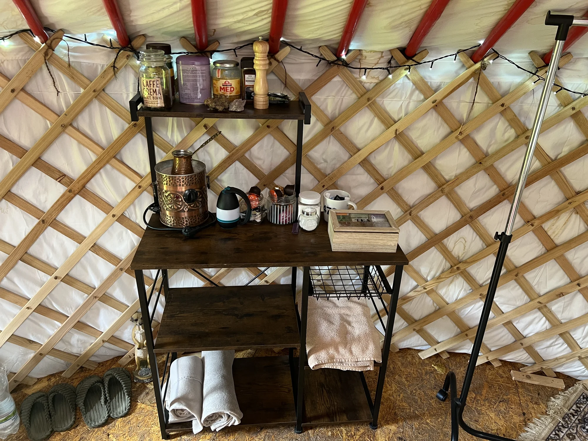Glamping: zrelaxujte v mongolské jurtě s otevřeným výhledem na noční oblohu, až pro 3 osoby, vč. snídaně